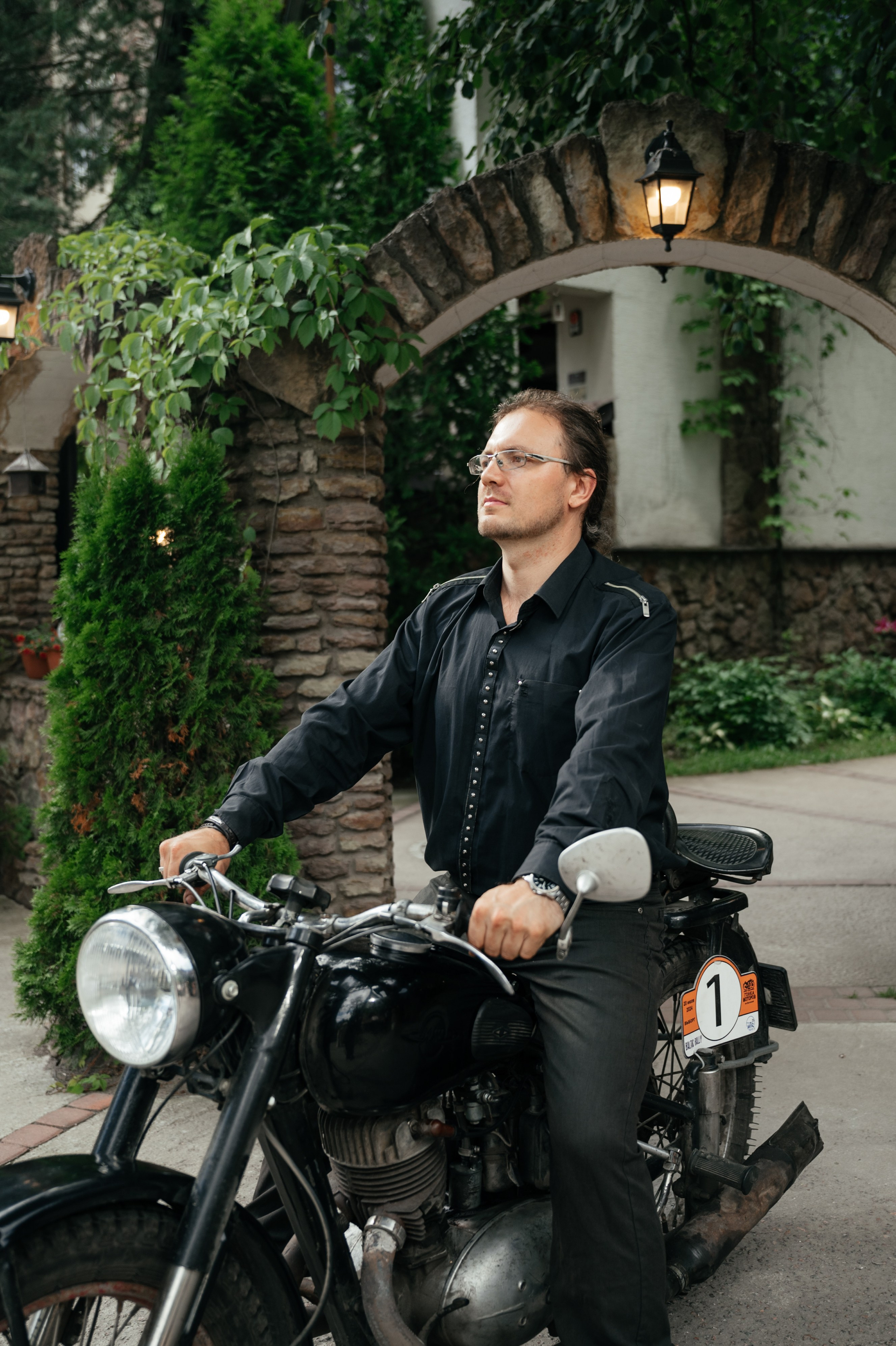 Никита и Фаина. Свадебный и студийный фотограф Ирина Котикова