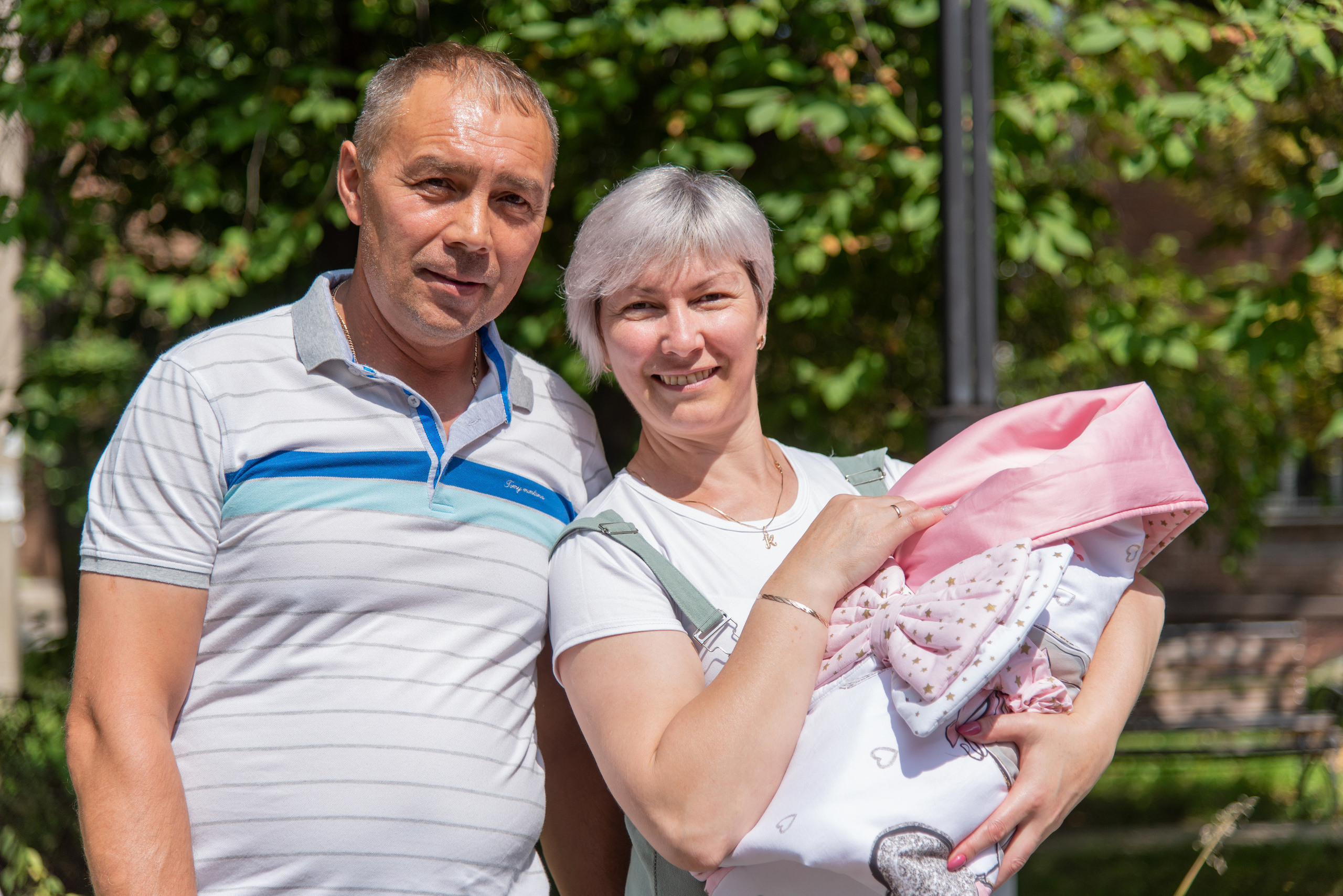 Выписка малыша. Наши молодожены. Ольга Ли свадебный семейный фотограф Иркутск