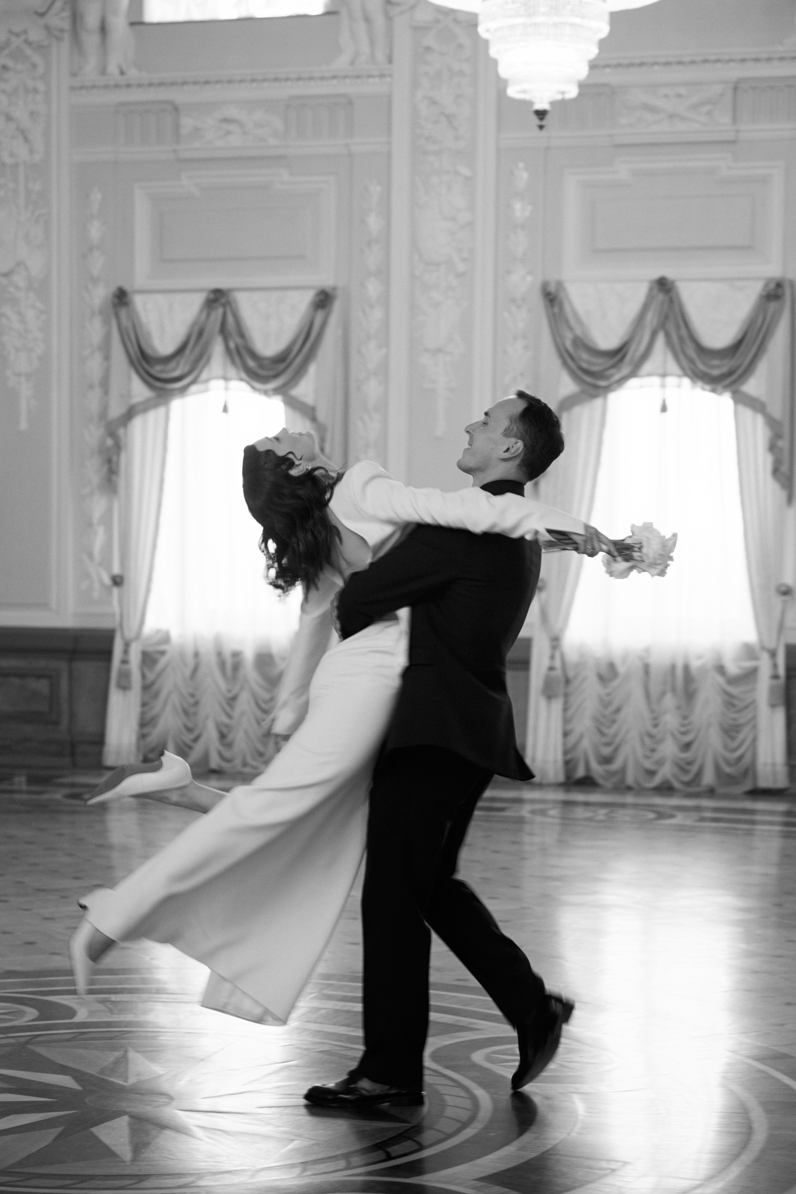 Искры в городе! Маша & Вадим. Фотограф Чугунов Александр