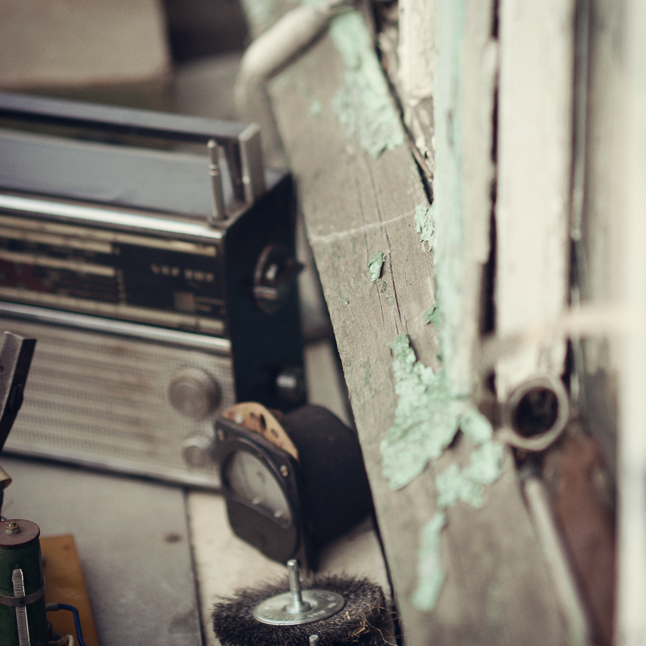 Радиомеханик. Фотограф Альбина Вакунова