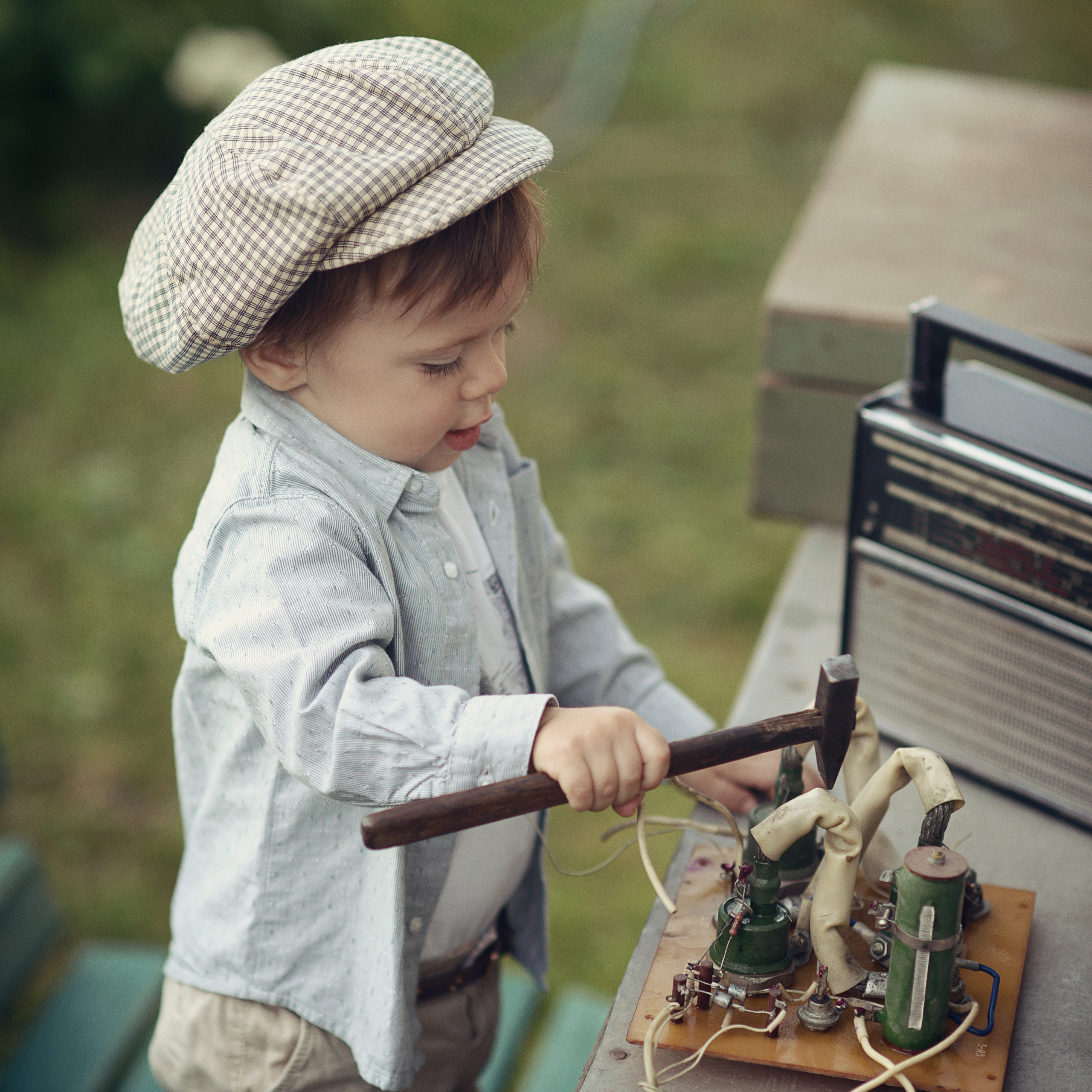 Радиомеханик. Фотограф Альбина Вакунова
