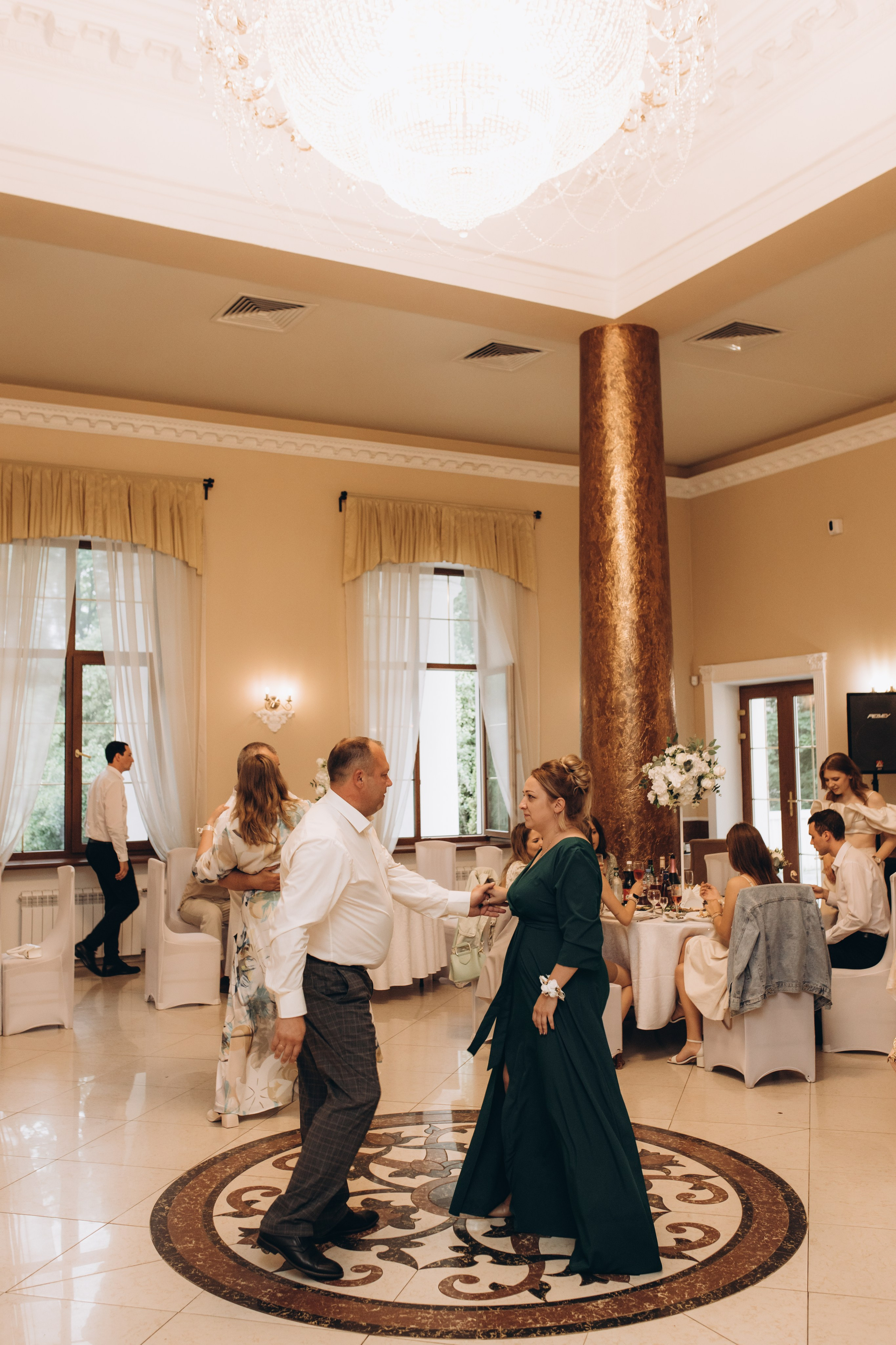 Антон и Алксандра (студия+ресторан). Семейный фотограф в Обнинске