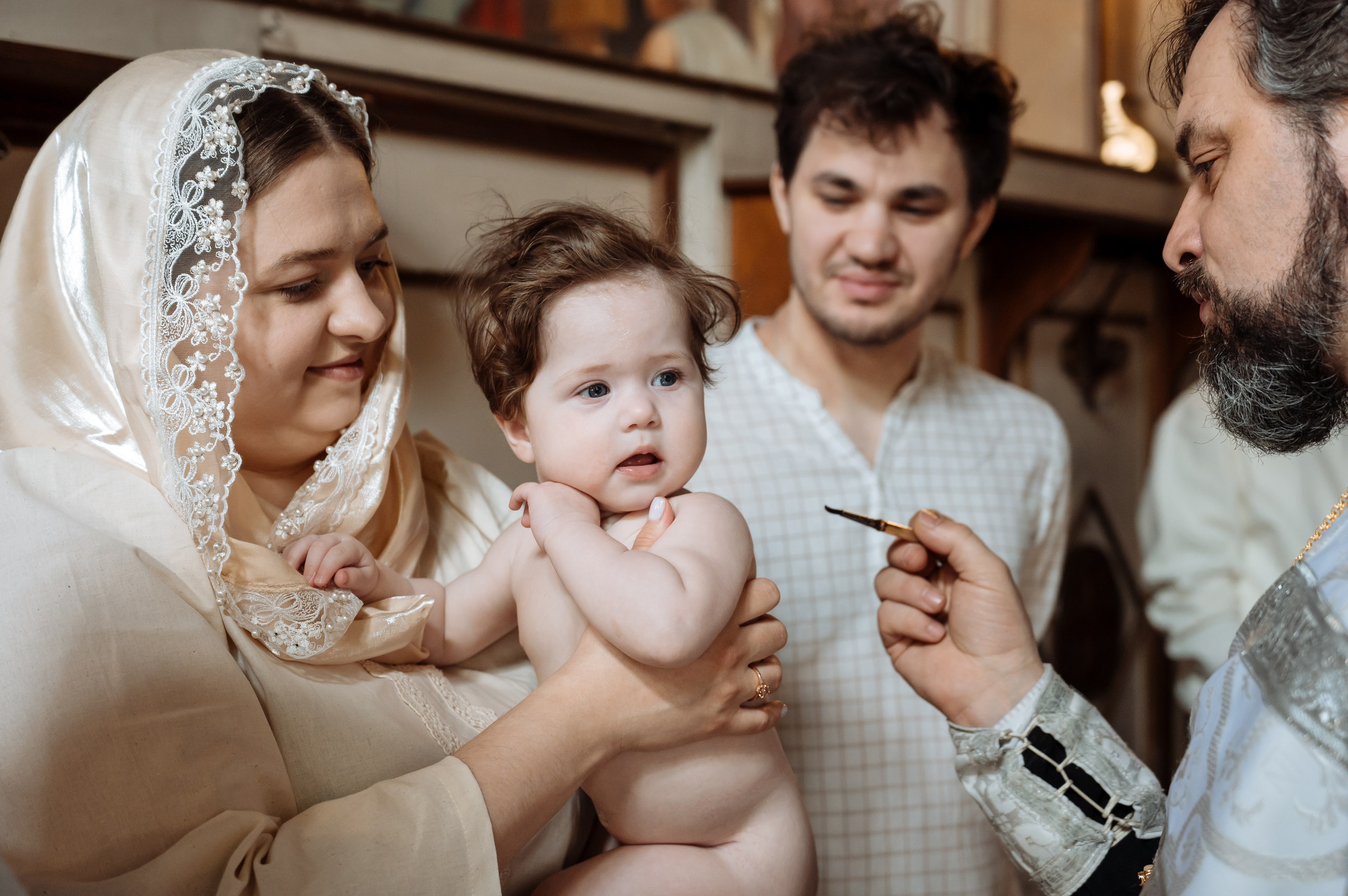Фотосъёмка крещения. Анастасия Петрович фотограф, фотокорреспондент в Москве и Санкт-Петербурге. Фотосъёмка репортажа, мероприятия, корпоративная съёмка, контент