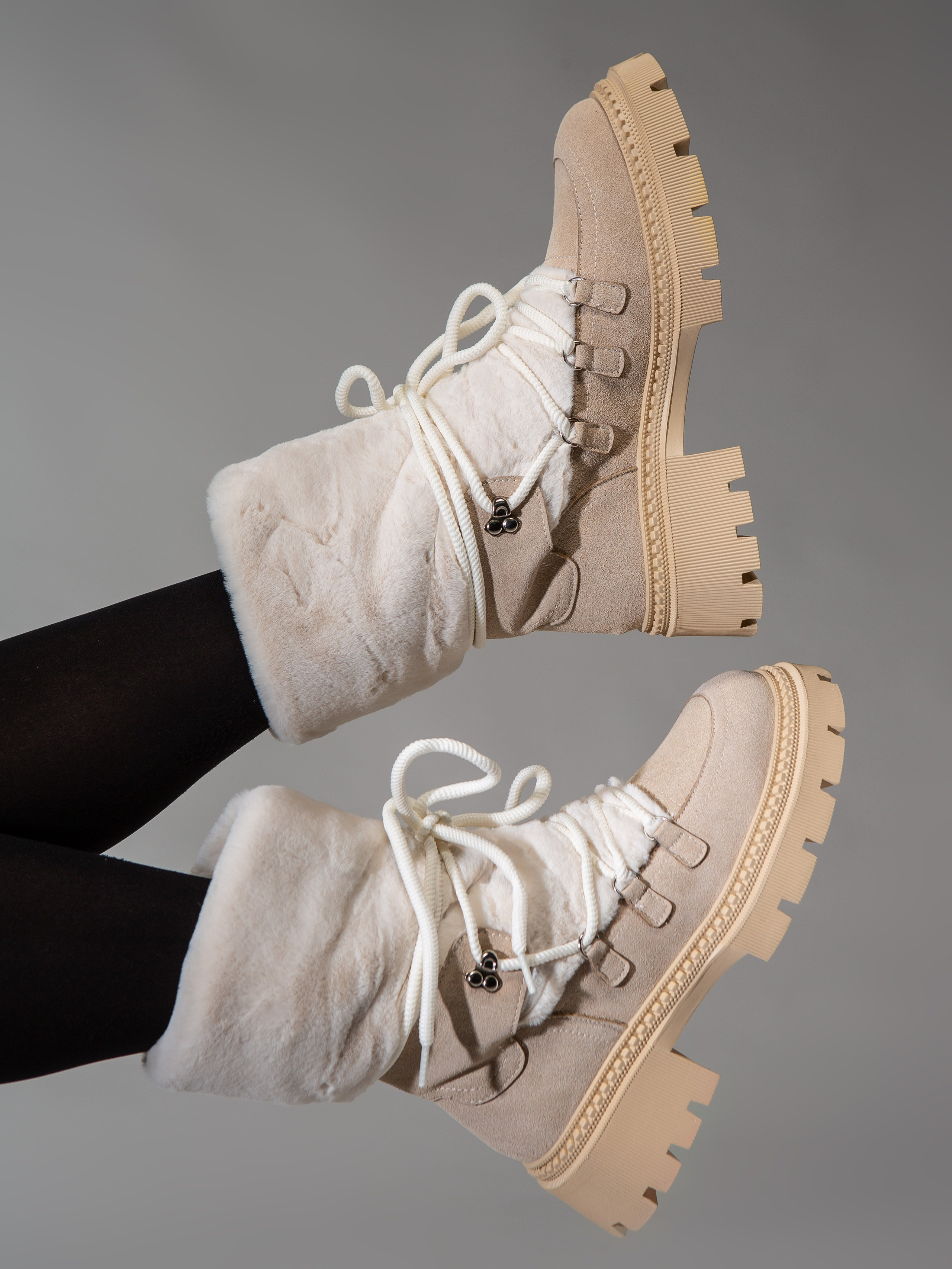 Обувь. Фотограф Мария Кольцова