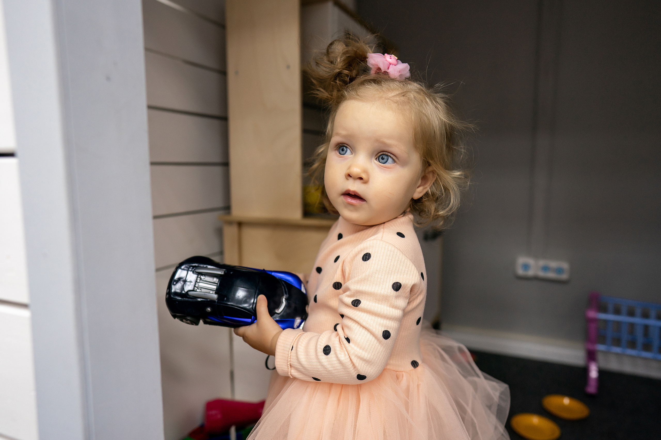 Годик Эмилии. Фотограф на Крещение и Венчание в Красноярске Рамазанова Юлия