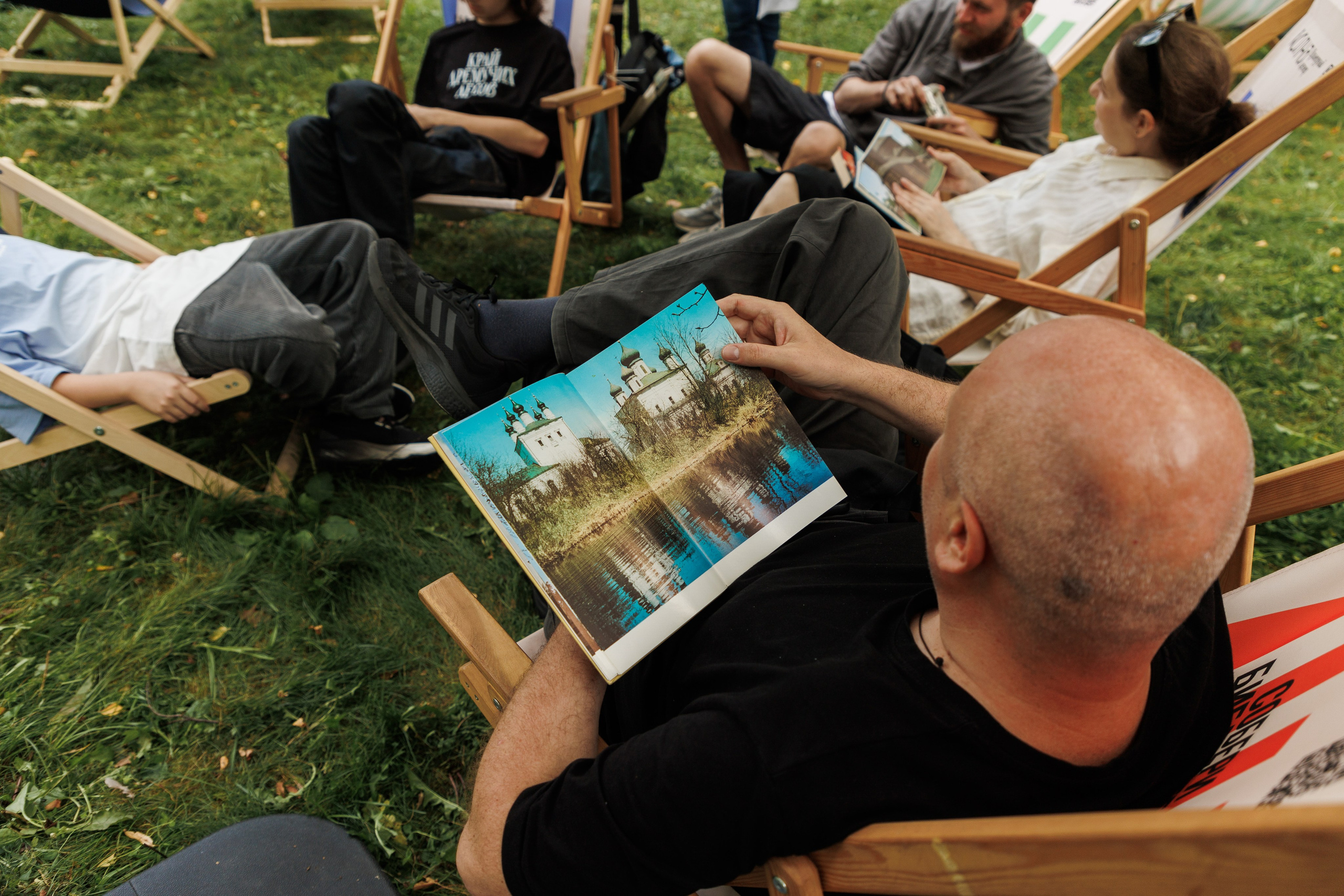 Книжный фестиваль «Смены» в Выксе 2025. Фотограф городских и семейных событий Артем Карпухин