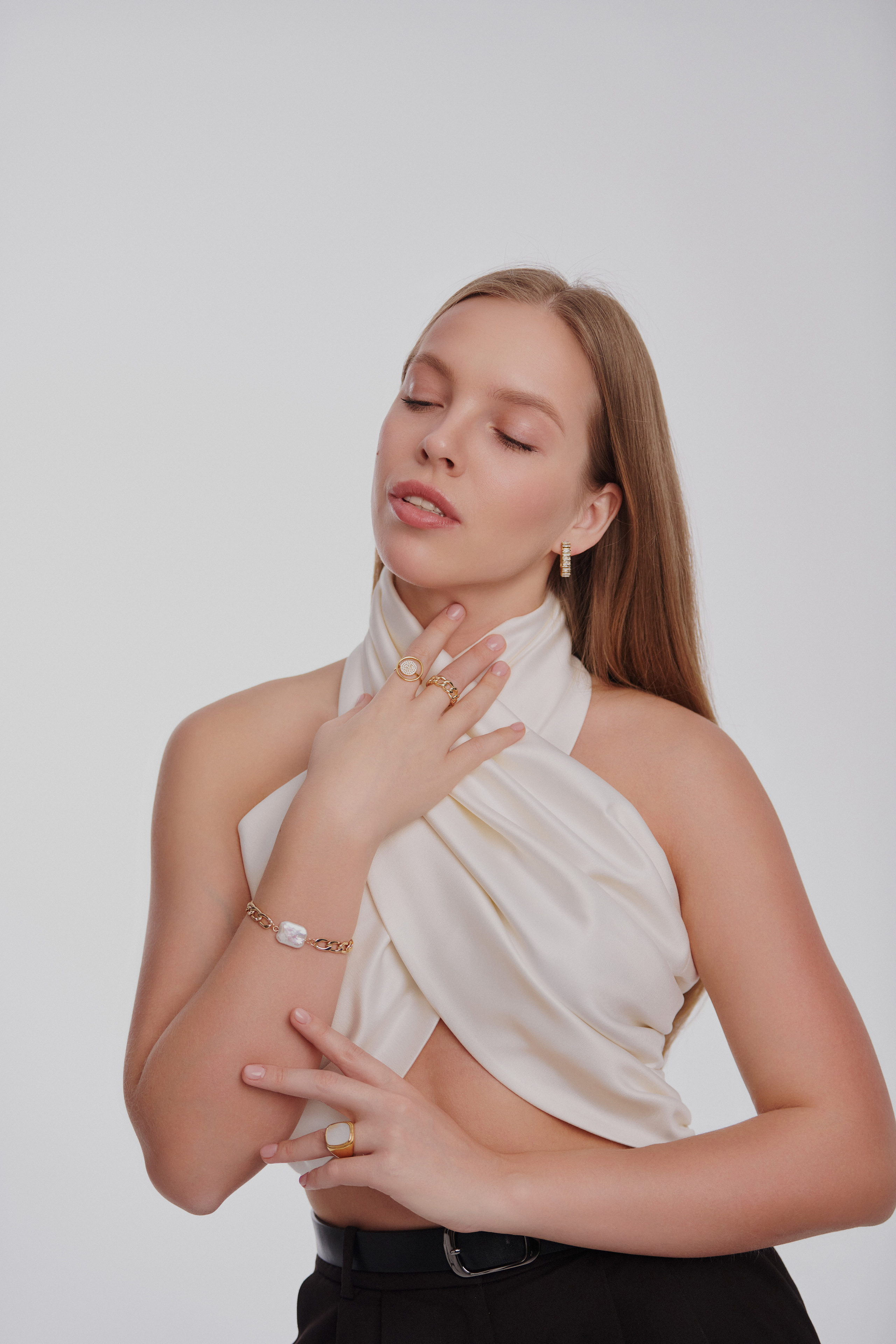 NOMES. Анна Мамаева коммерческий фотограф в Красноярске