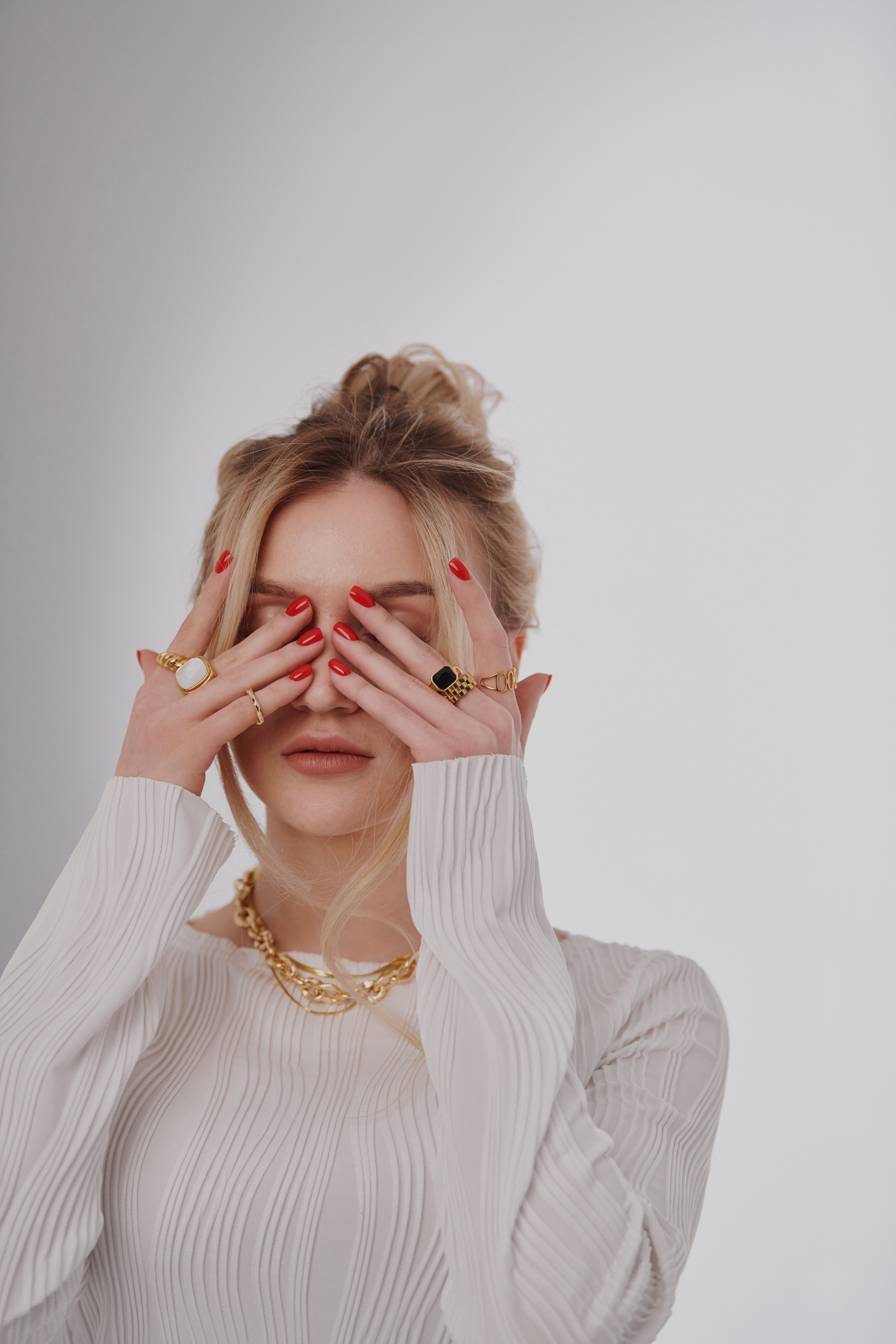 NOMES. Анна Мамаева коммерческий фотограф в Красноярске