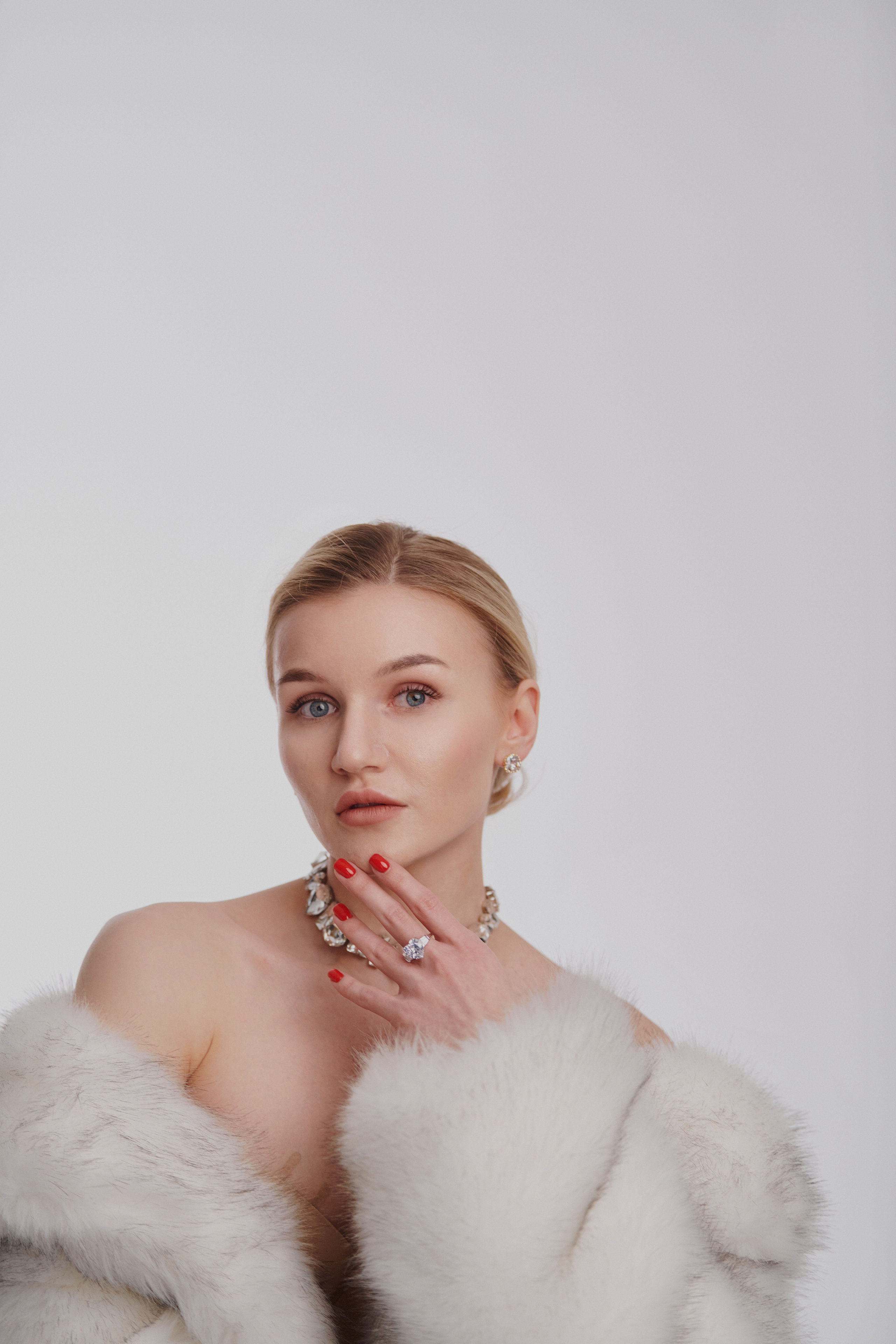 NOMES. Анна Мамаева коммерческий фотограф в Красноярске