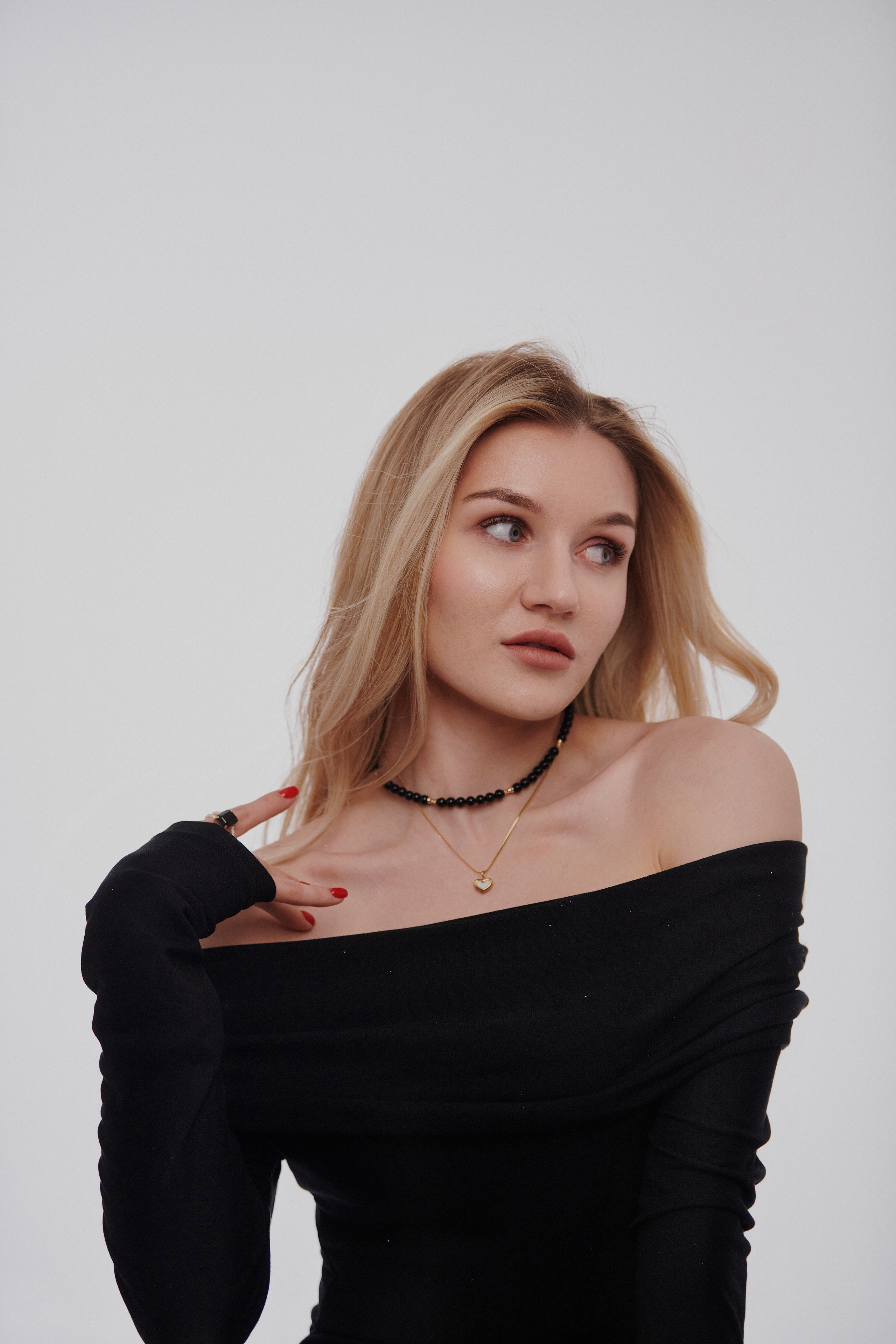 NOMES. Анна Мамаева коммерческий фотограф в Красноярске