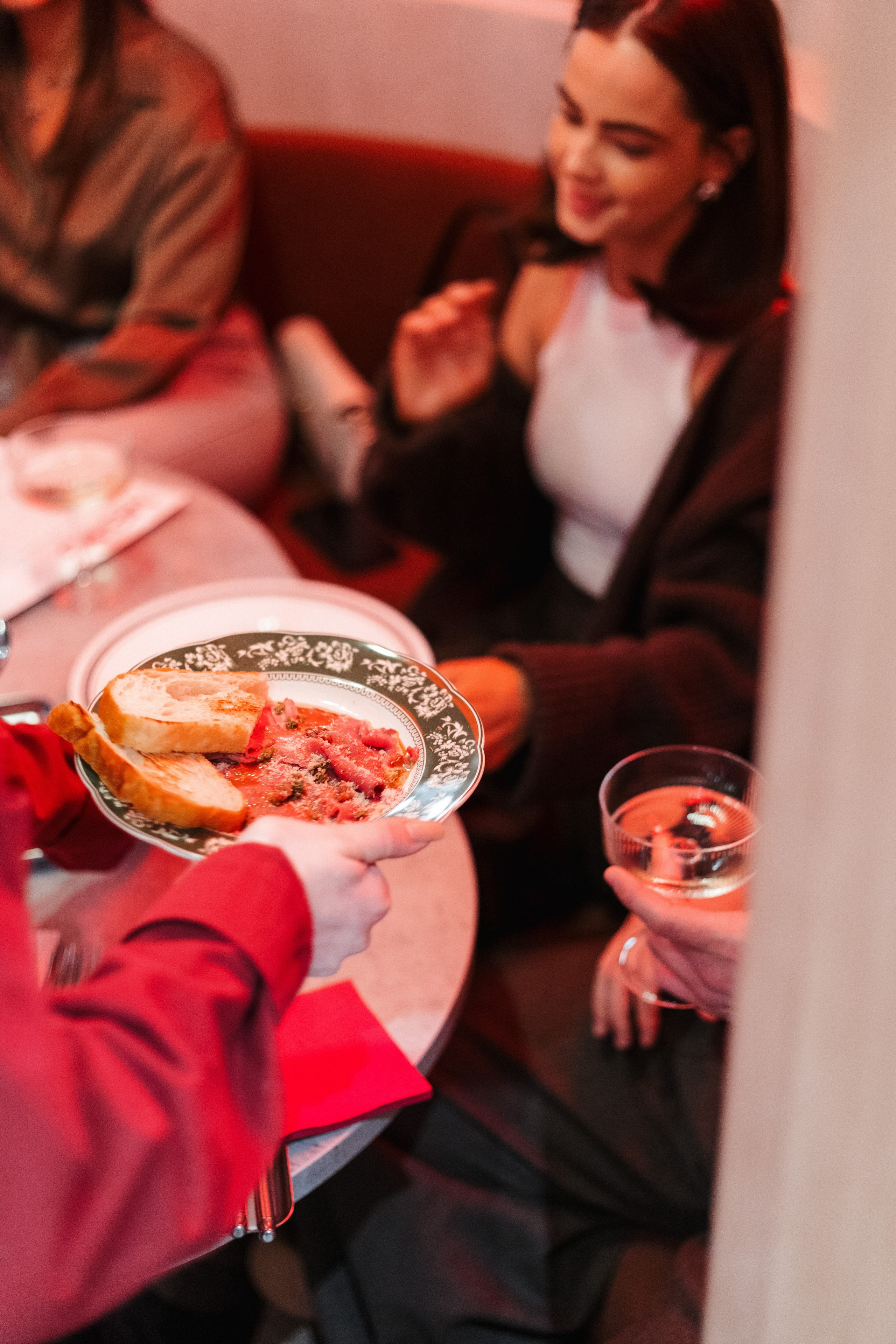 AMORE ОТКРЫТИЕ — DAY II. СВОИ. ФОТООТЧЕТЫ-СОБЫТИЯ-МЕСТА