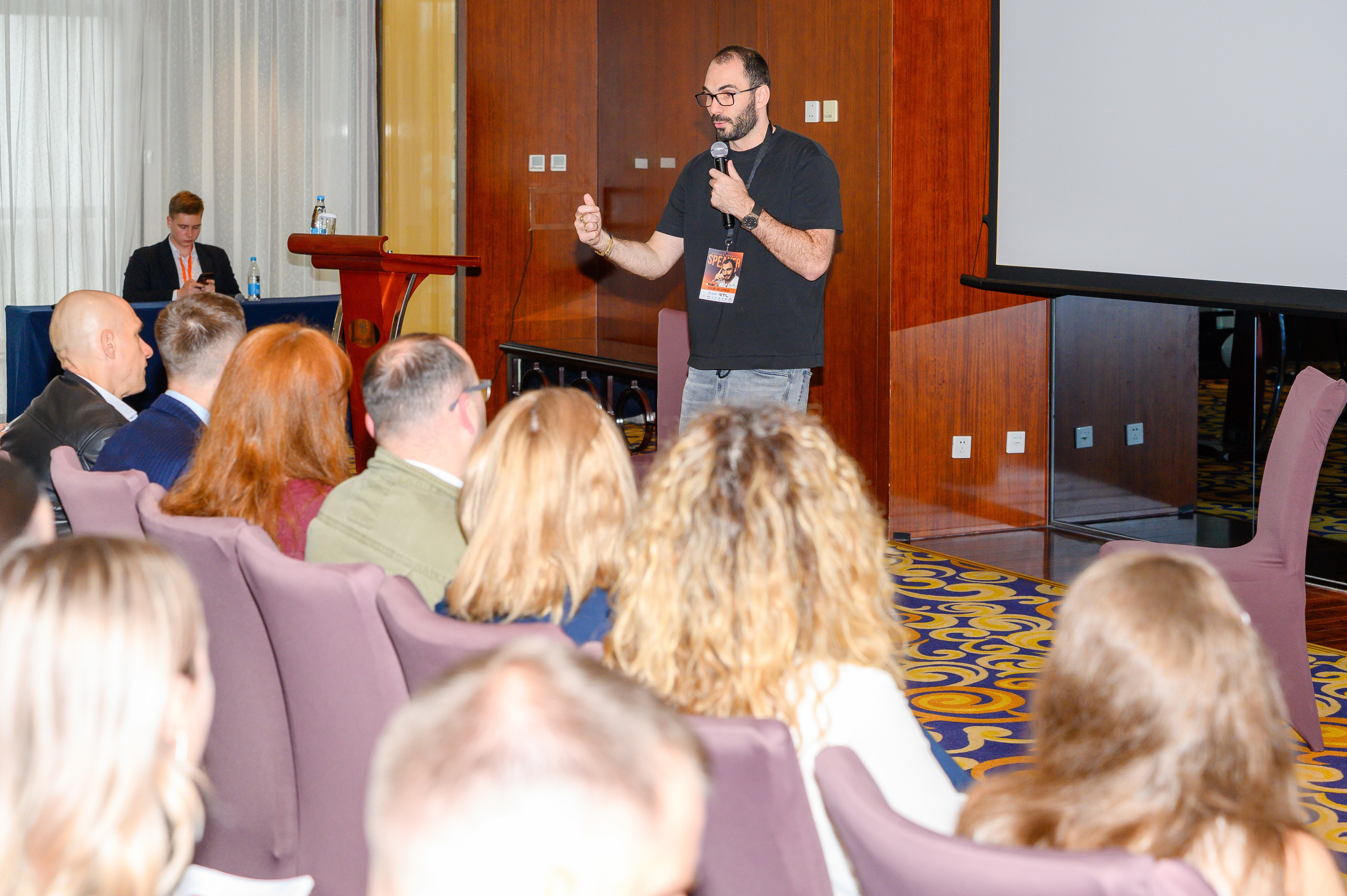 Репортажная съемка с открытия магазина. Фотоуслуги, услуги фотографа, фотографирование важных событий