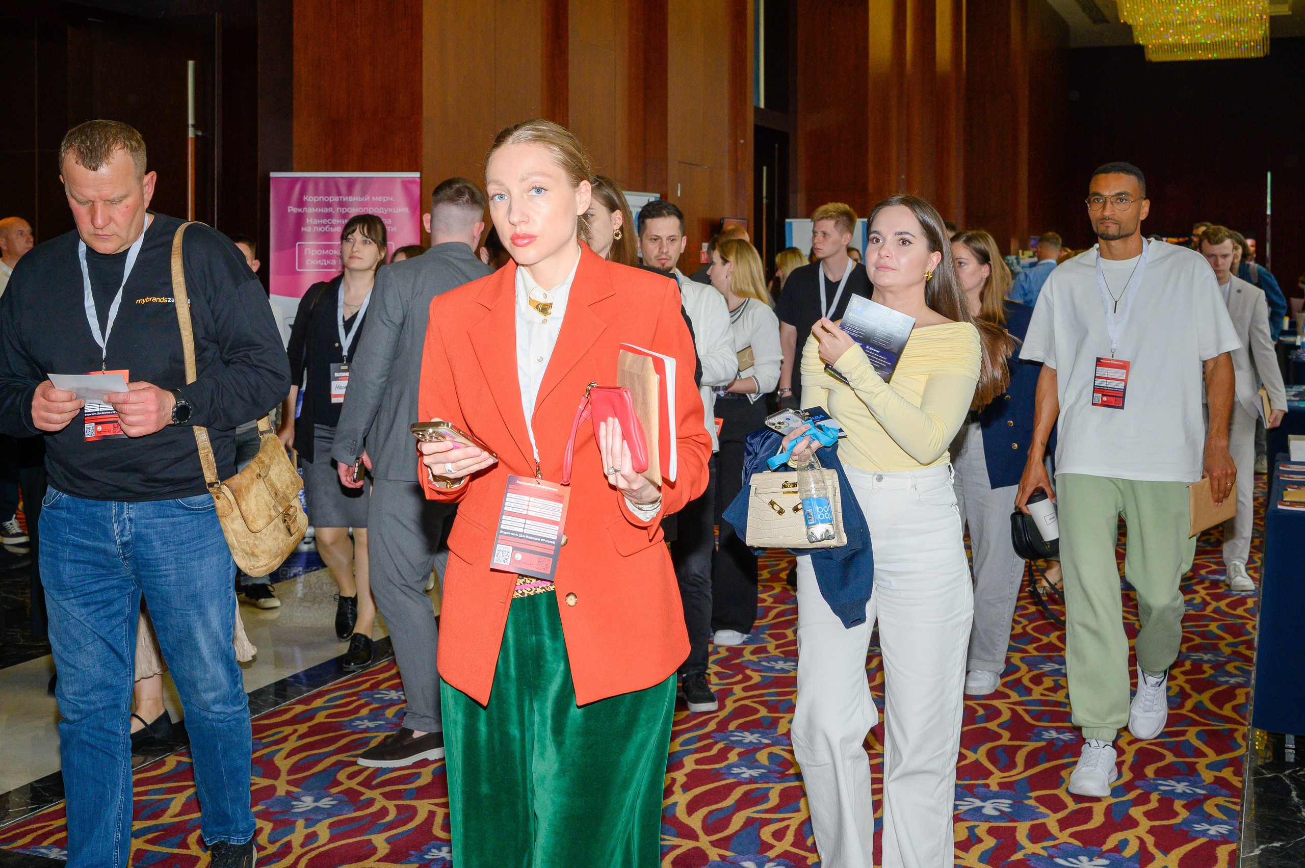 Репортажная съемка с открытия магазина. Фотоуслуги, услуги фотографа, фотографирование важных событий