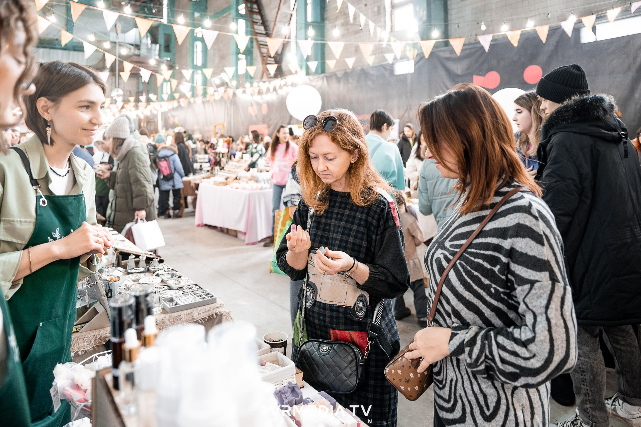 Традиционный весенний БАЗАР и GARAGE SALE в культурном пространстве «Р