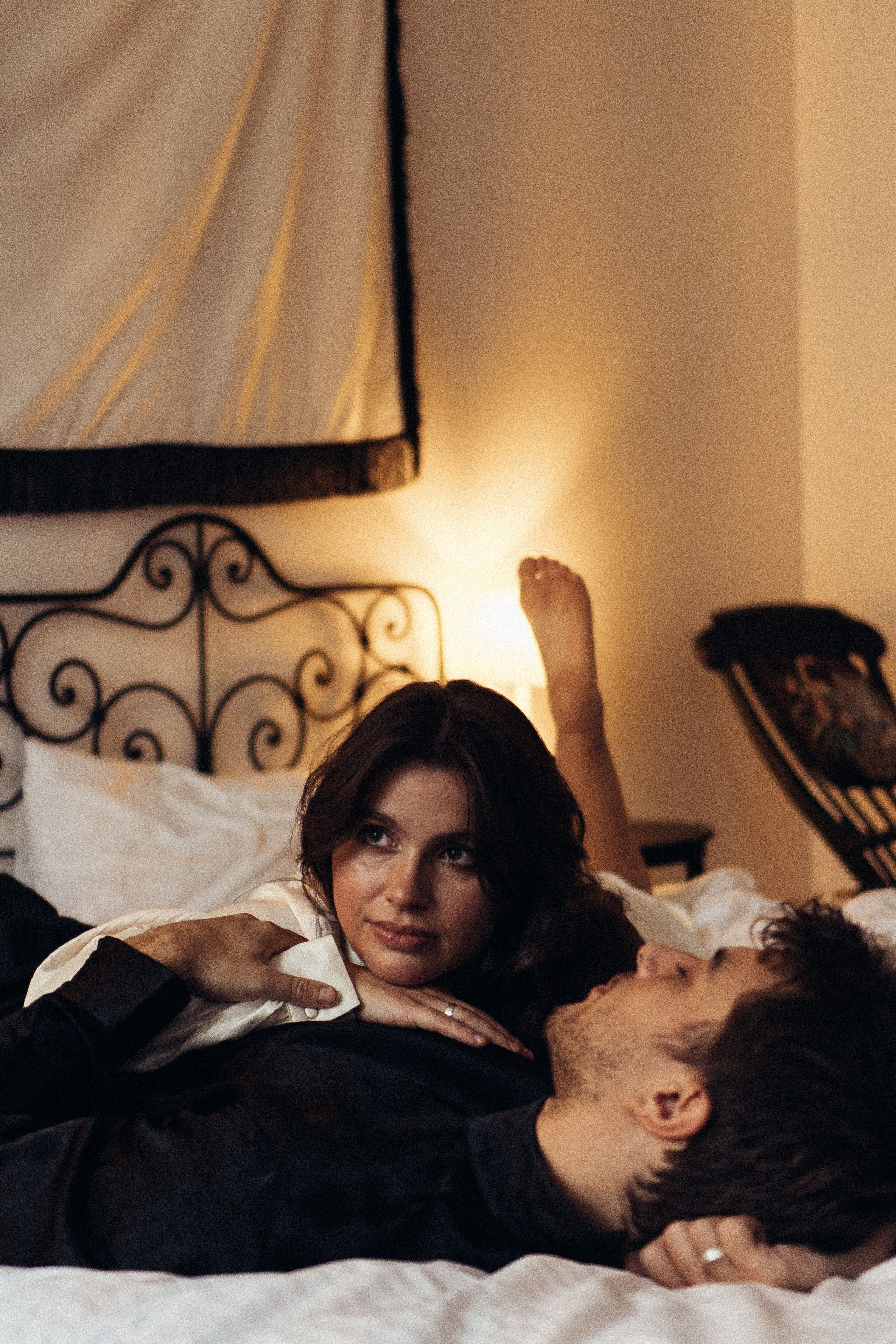 УТРО ЖЕНИХА И НЕВЕСТЫ В ПИТЕРСКОЙ КВАРТИРЕ И СЬЕМКА С СВАДЕБНЫХ ОБРАЗАХ. Профессиональный фотограф, Санкт-Петербург — Виктория Богомолова