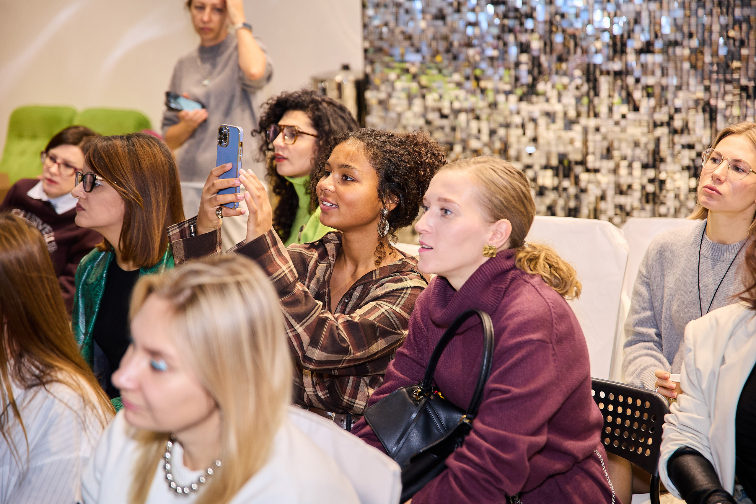 Презентация Povod. Фотограф Вика Винваг. Москва