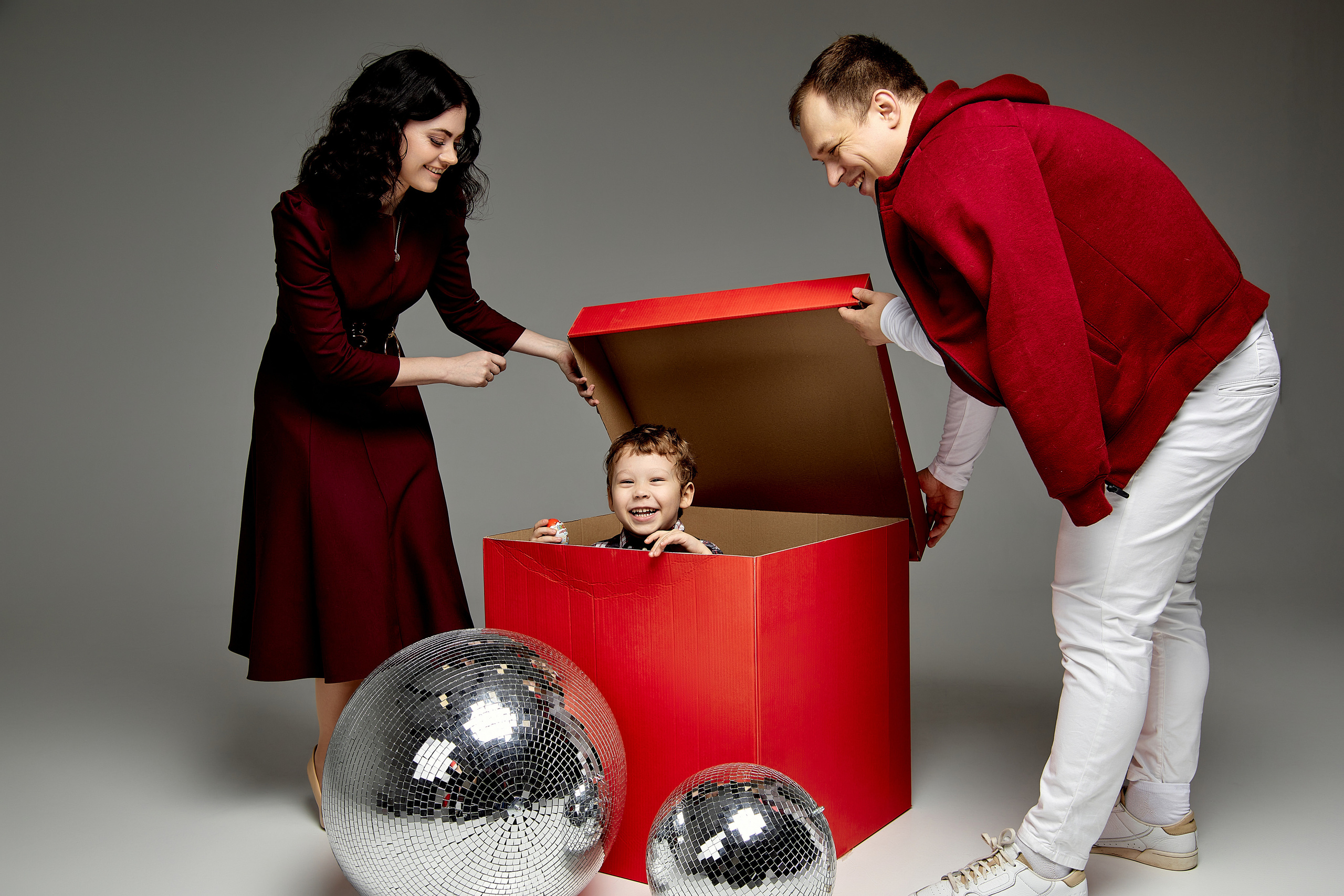 Семейная студийная фотосессия. Фотограф в Минске Анна Кучинская