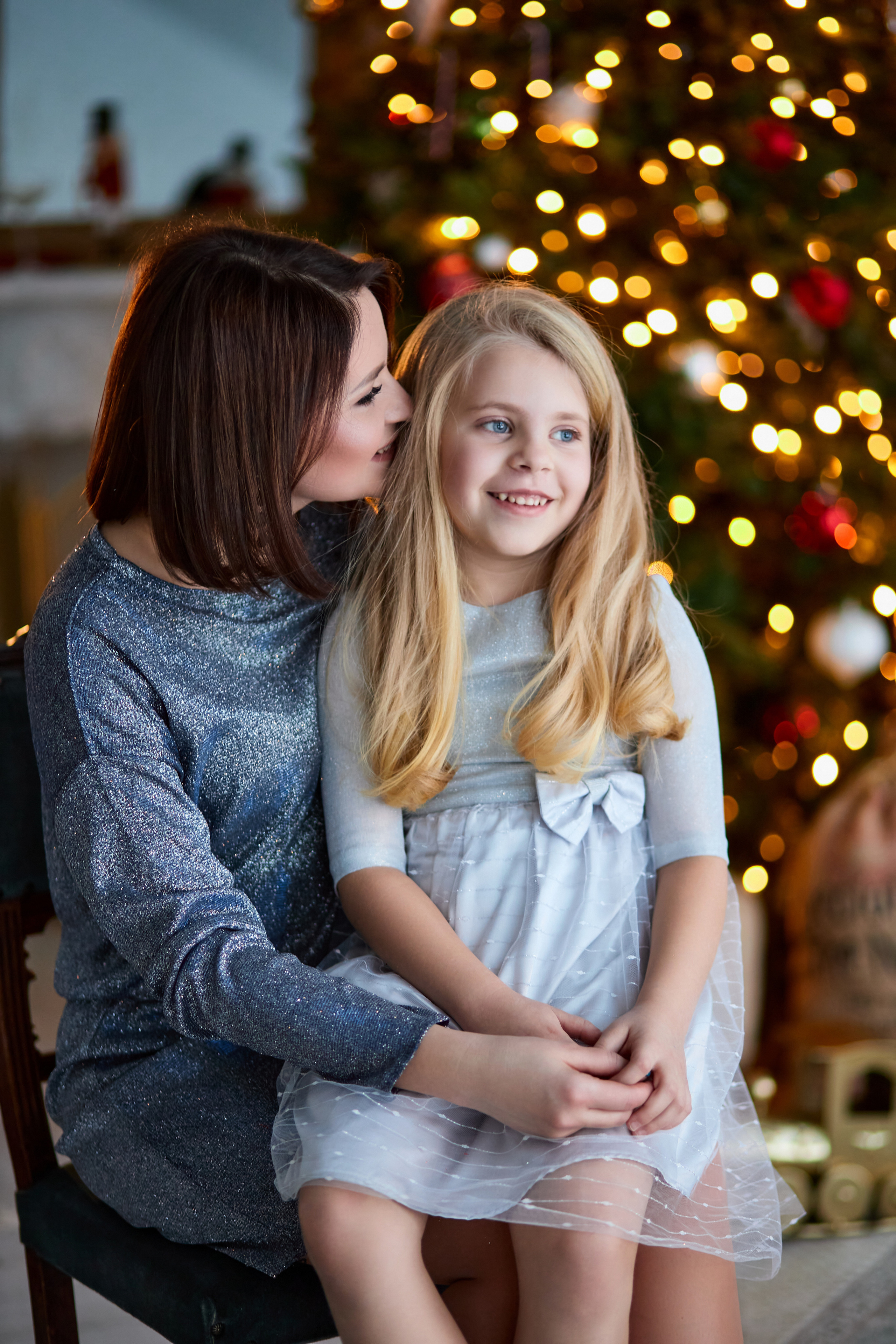 Фотосессия для мамы и дочки на новый год в студии. Фотограф в Минске Анна Кучинская