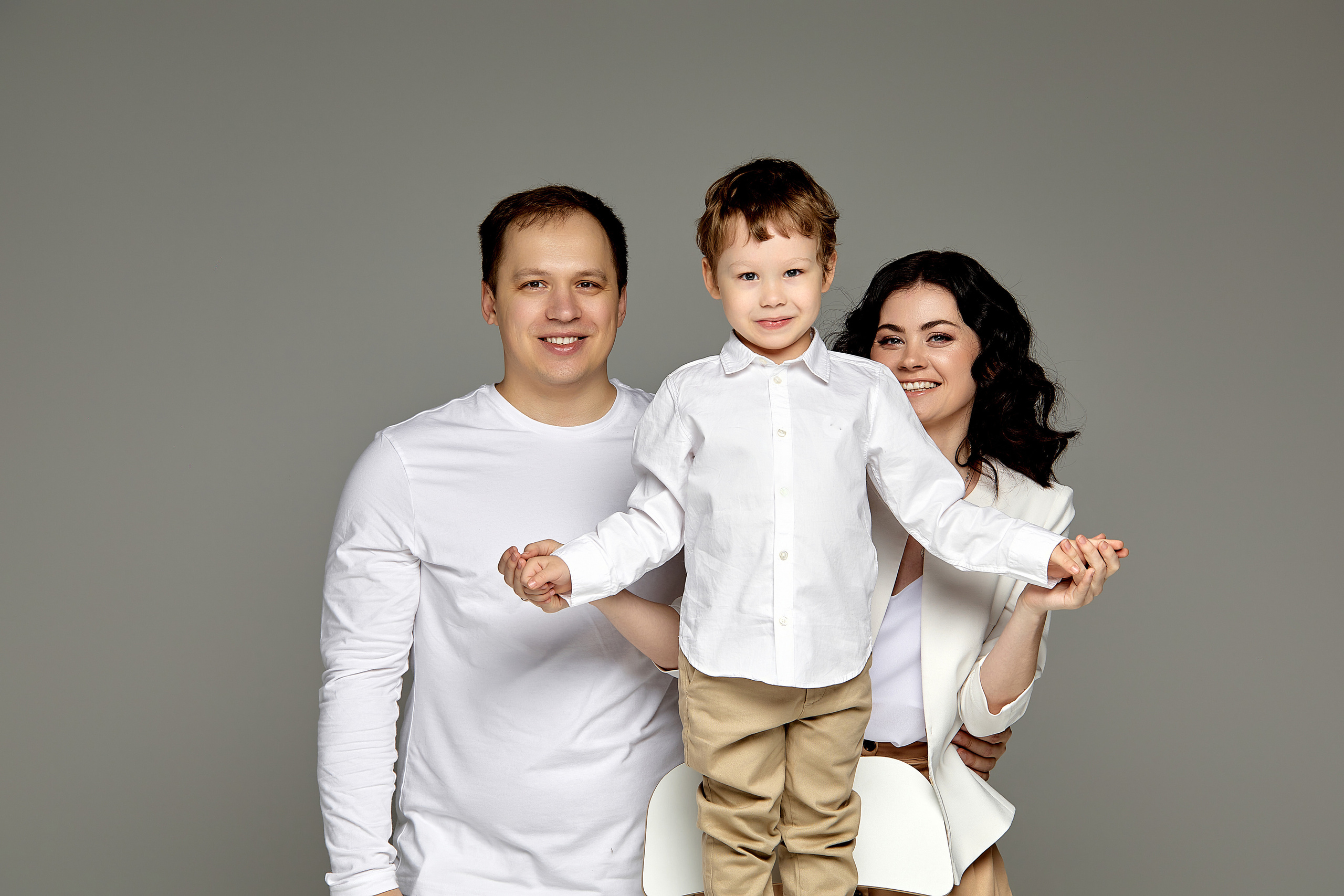 Семейная студийная фотосессия. Фотограф в Минске Анна Кучинская