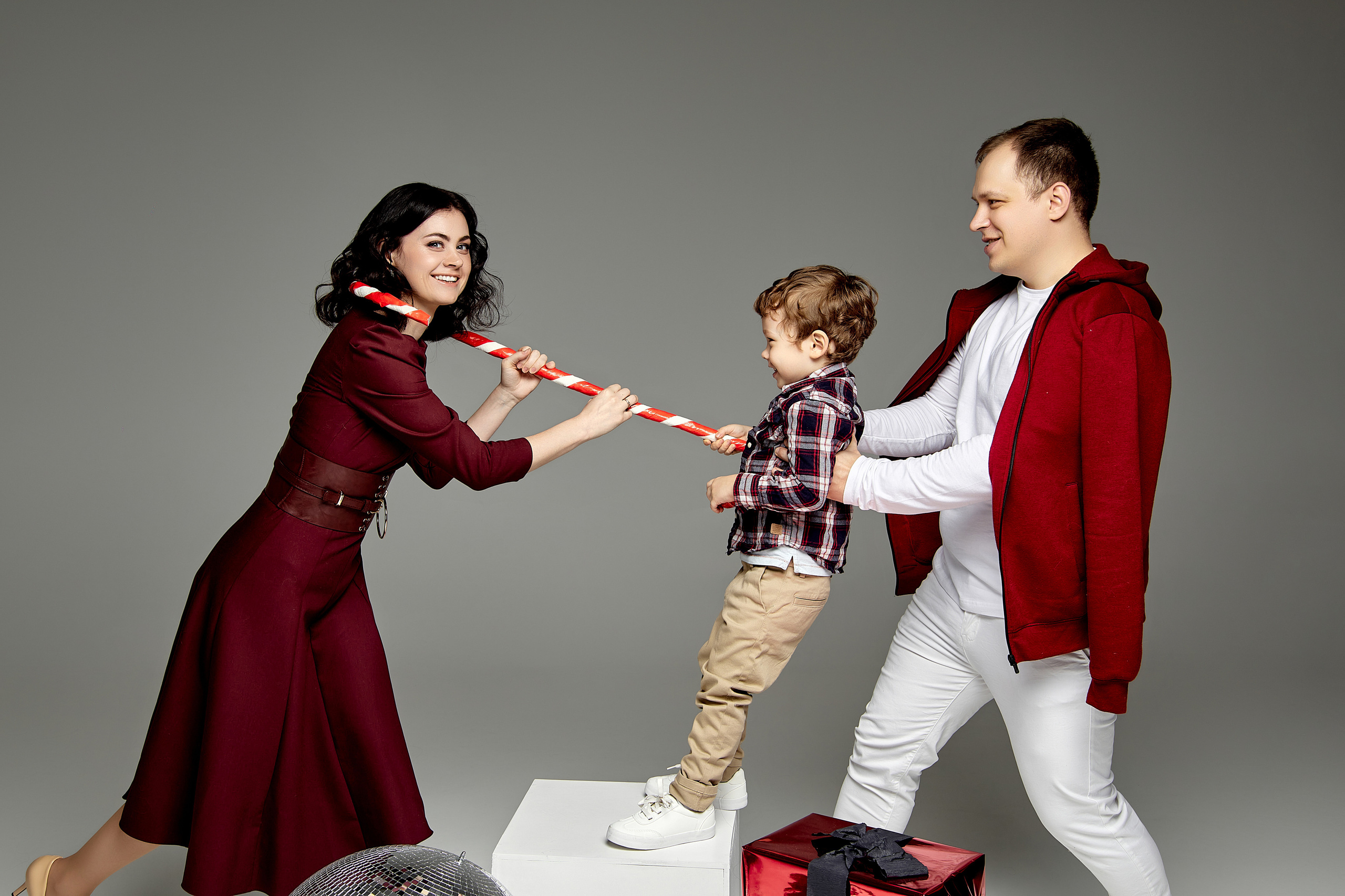 Семейная студийная фотосессия. Фотограф в Минске Анна Кучинская