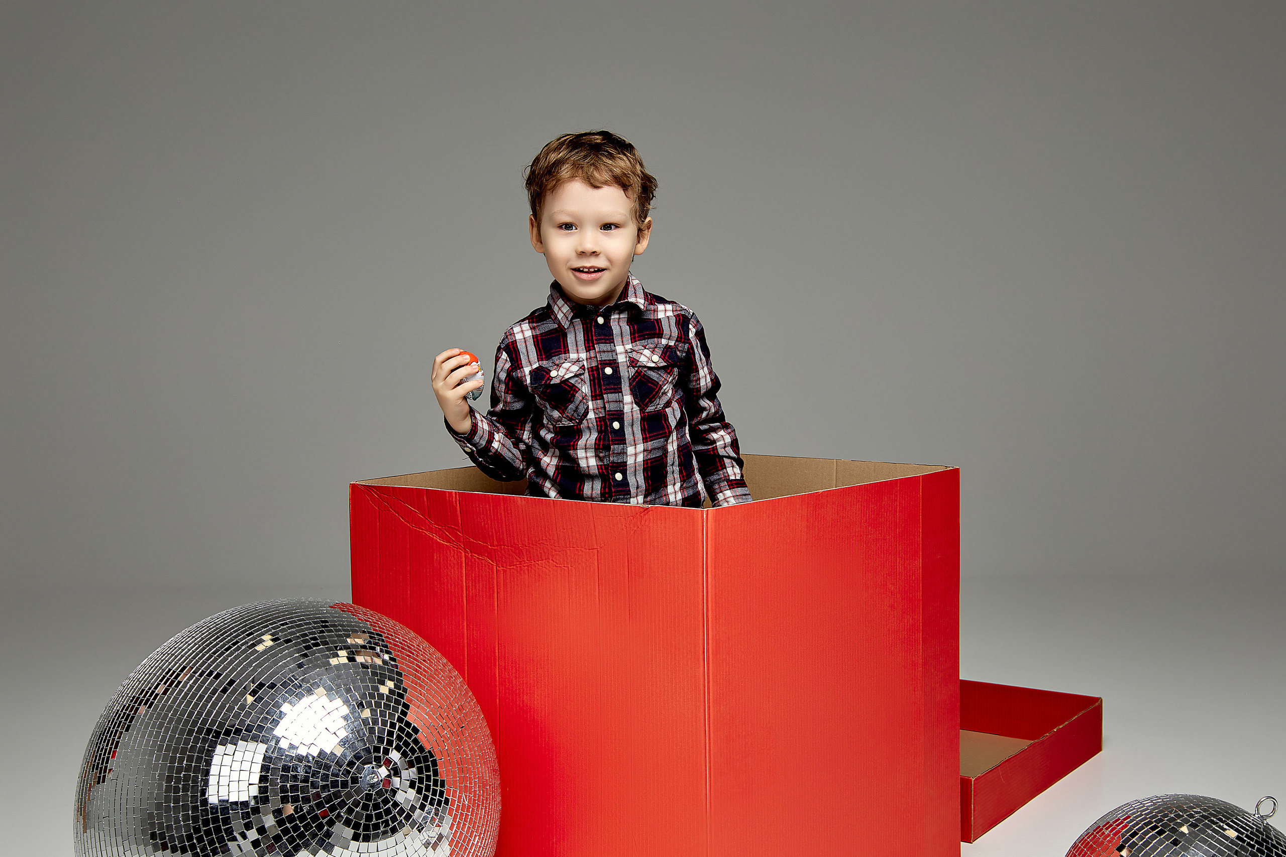 Семейная студийная фотосессия. Фотограф в Минске Анна Кучинская