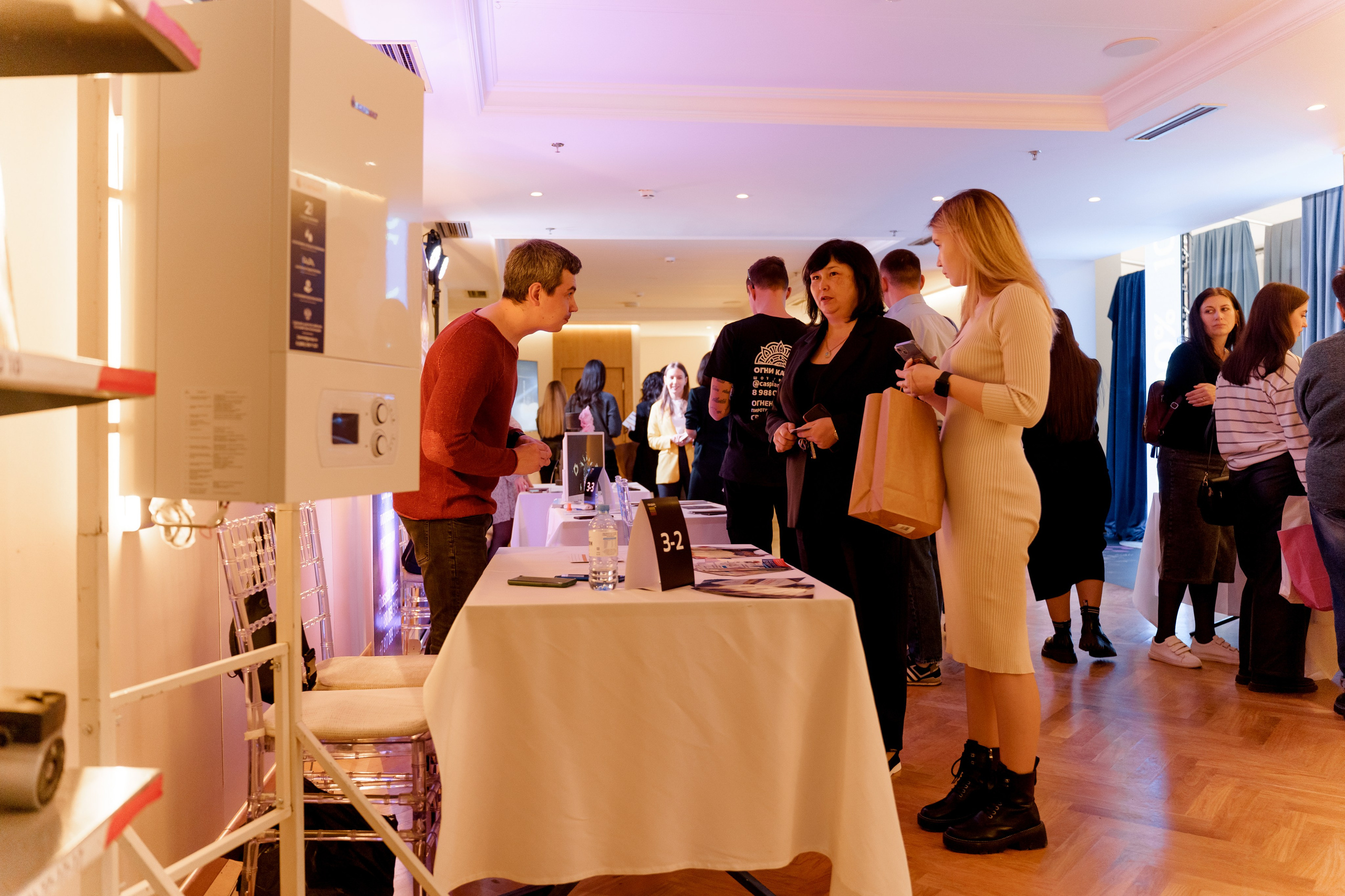 Выставка свадебных специалистов «Свадьба на 1000%». Свадебный фотограф в Санкт-Петербурге