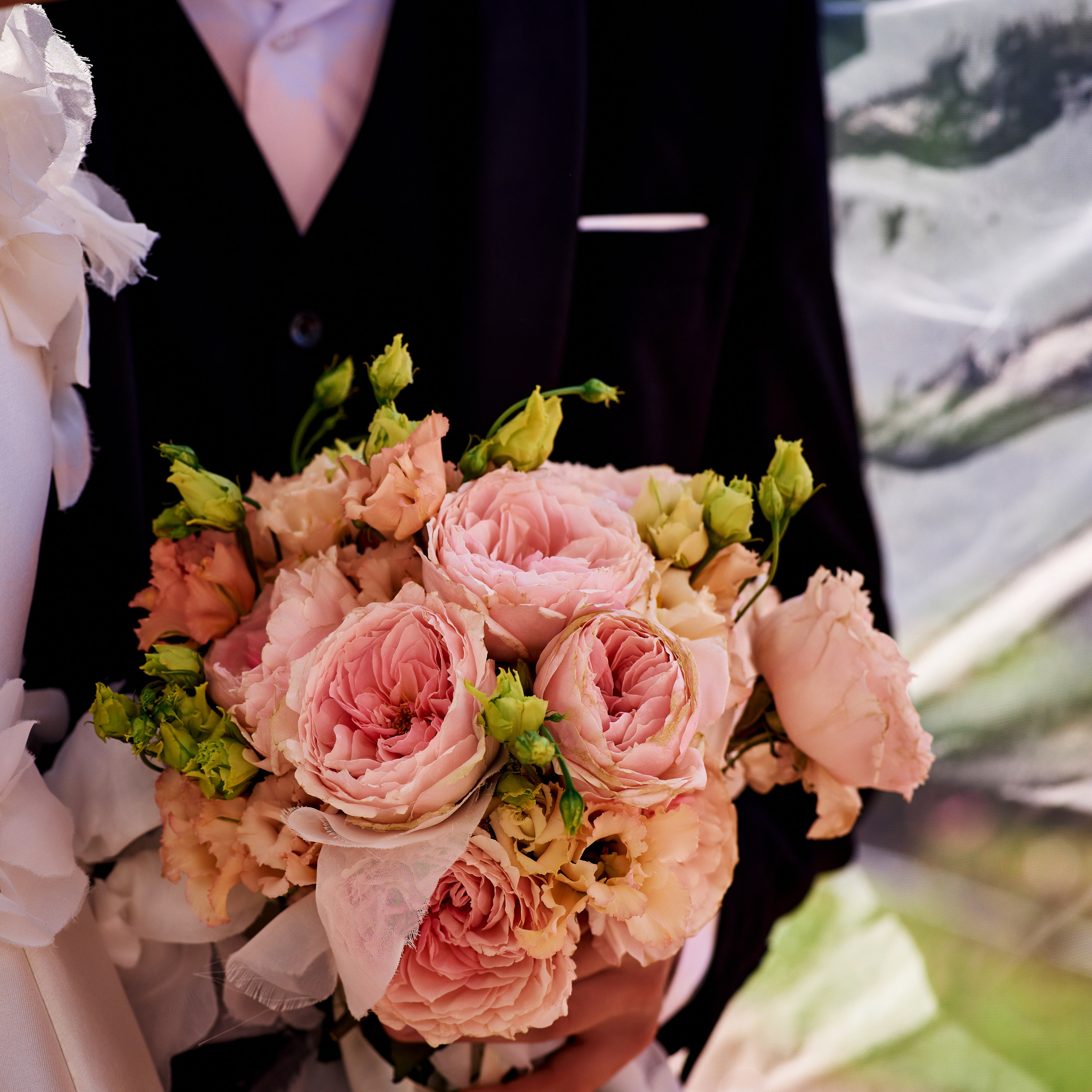 Свадебная прогулка в парке Горького в Москве