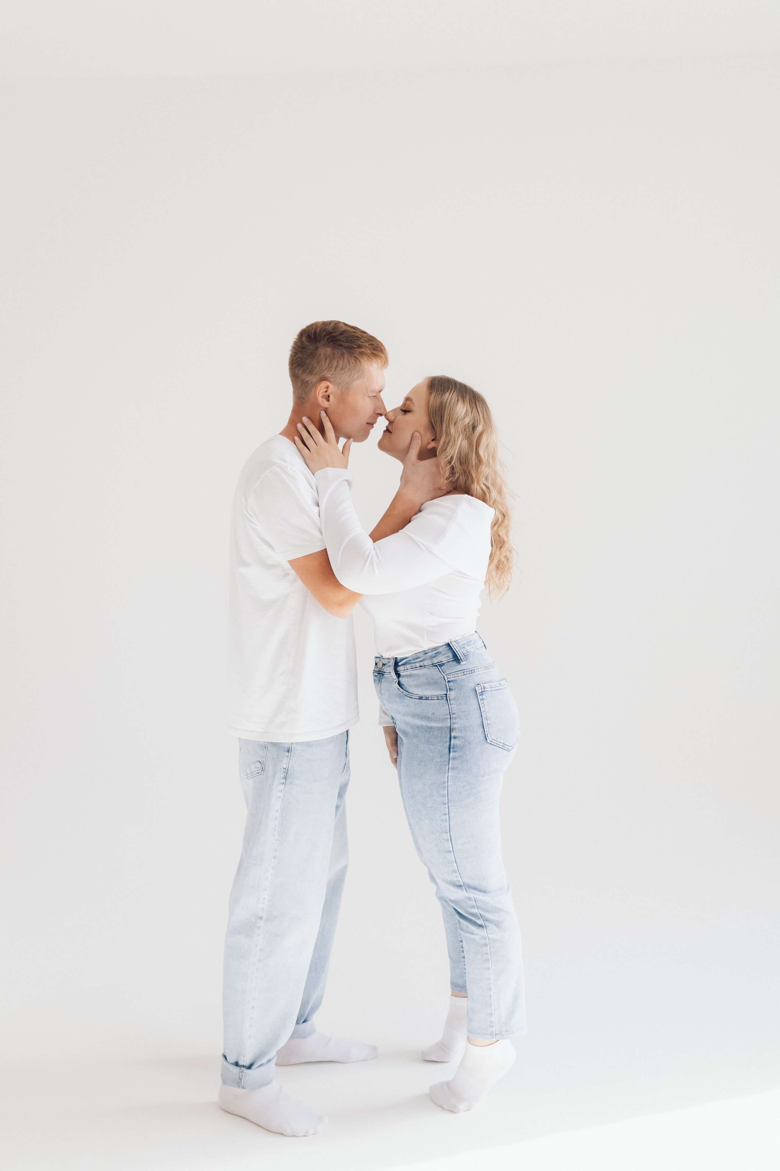 Фотосессия вдвоем, лав стори, предсвадебная фотосессия  Йошкар Ола. Свадебный и семейный фотограф Баева Дарья, город Йошкар — Ола