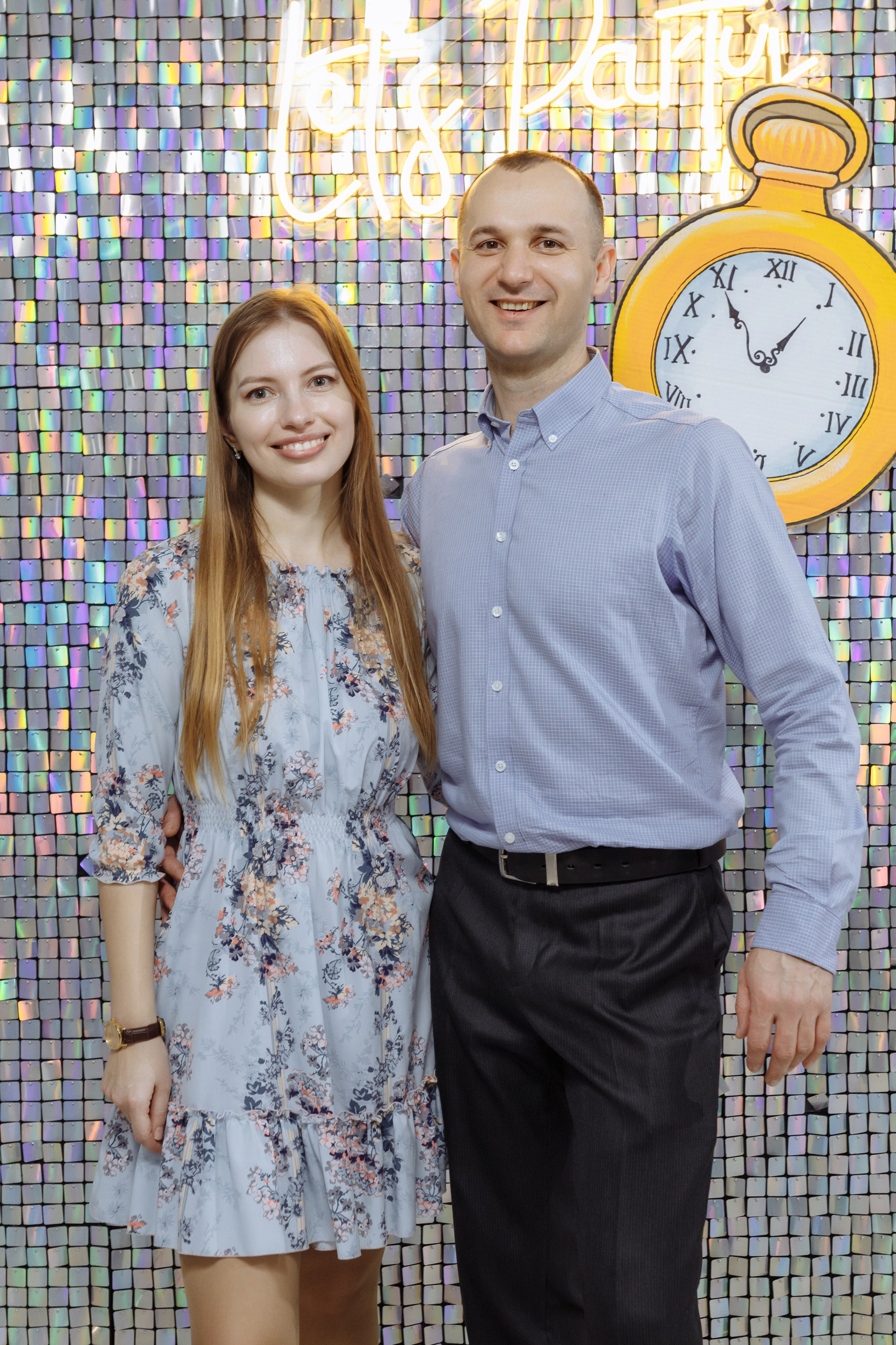 Олеся празднует свое 6 летие в компании Алисы, Чеширского кота и друзей. Событийный фотограф Максим Бескоровайновнов