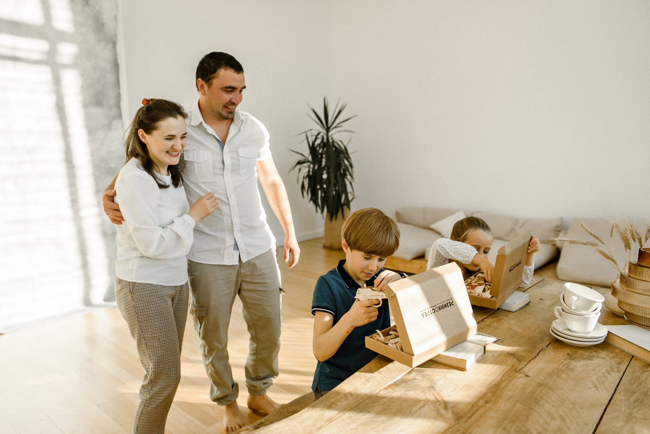 Магазин деревянных игрушек. Свадебный фотограф в Санкт-Петербурге София Шубик