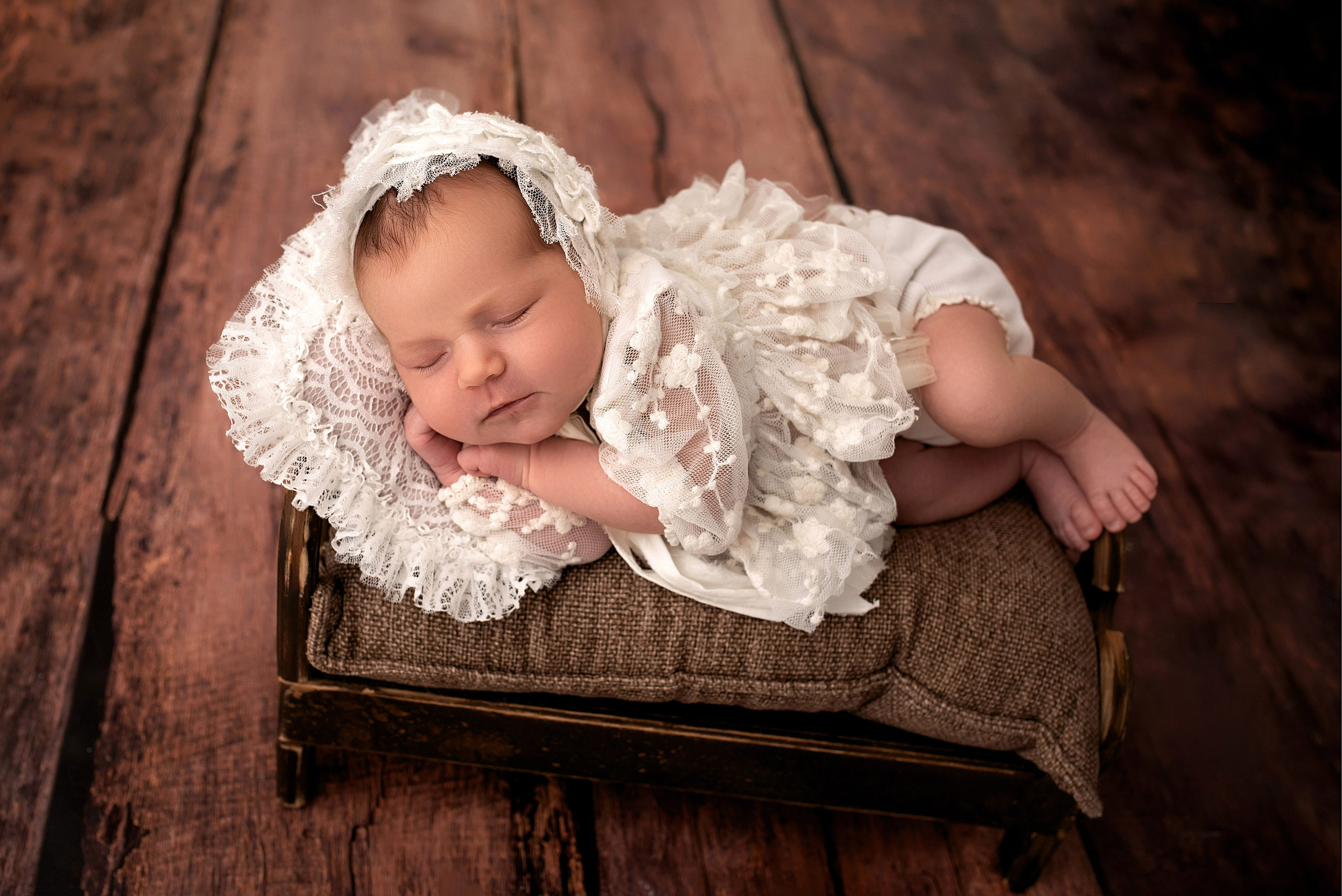 Новорождённые девочки. Детский фотограф новорождённых в Минске Боровик Екатерина