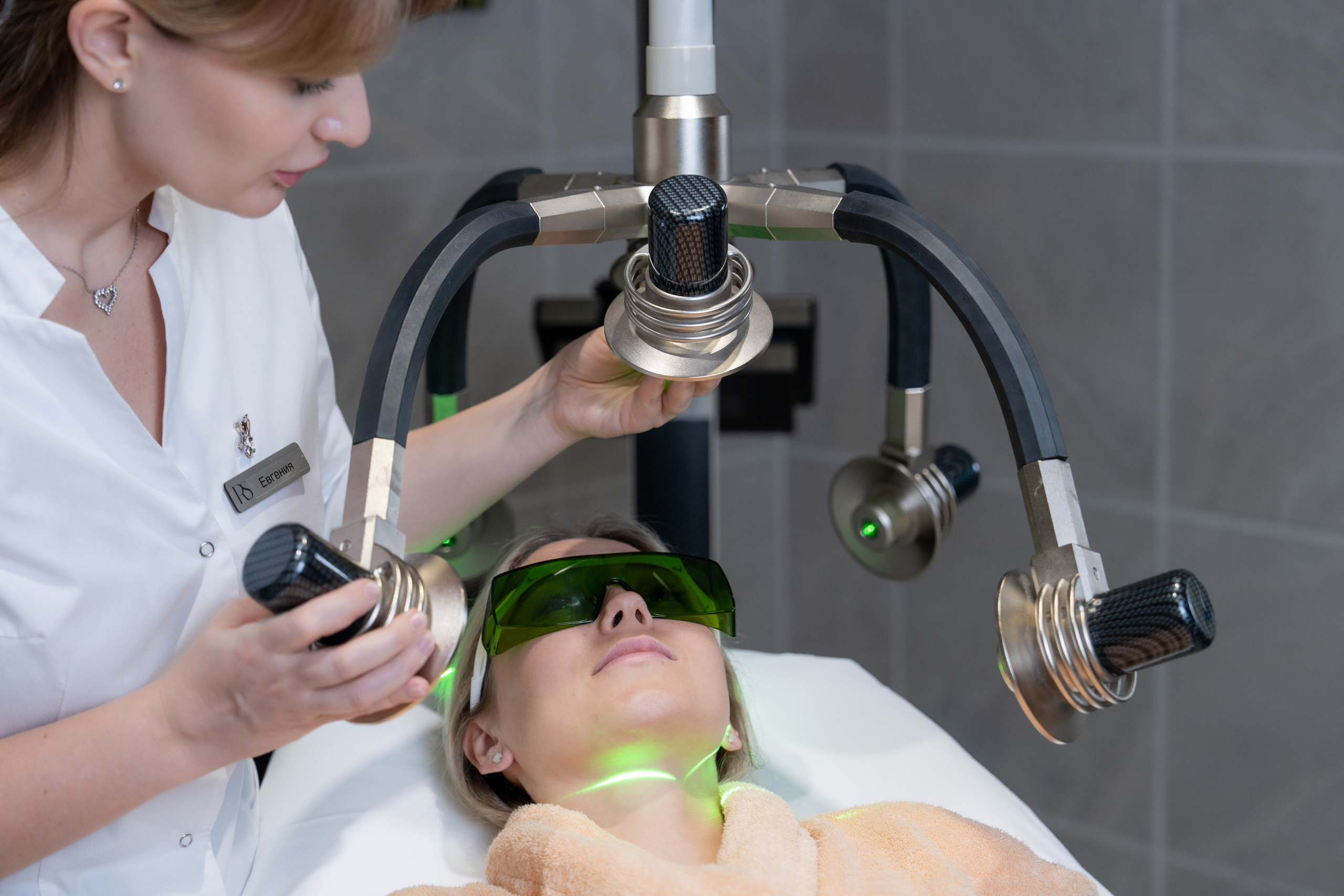 Контент съемка для медицинского центра в отеле Rosa Springs. Репортажный фотограф в Красной Поляне и Сочи Павлюченко Екатерина