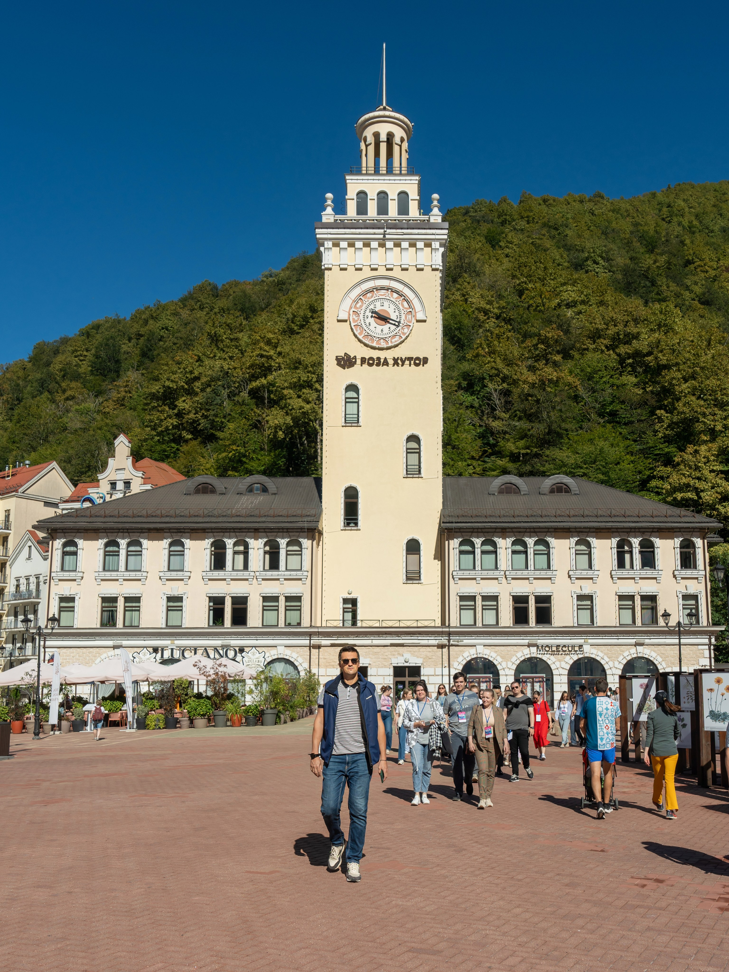 ChinaRosaFest 2024. Репортажный фотограф в Красной Поляне и Сочи Павлюченко Екатерина