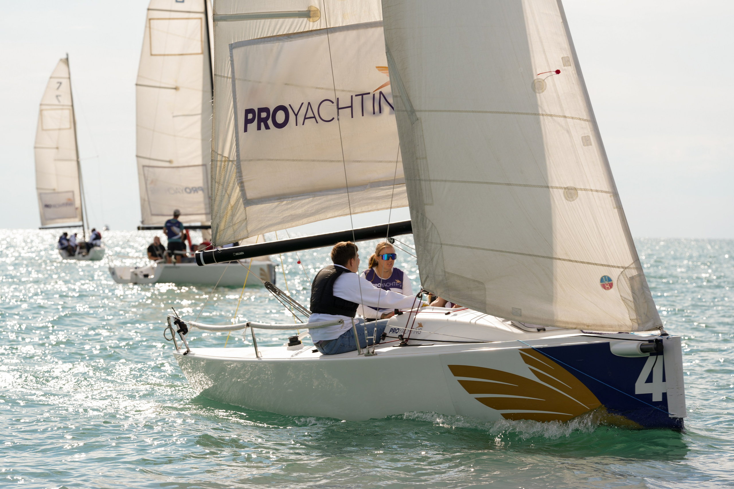 Яхтенная регата для компании Агрегатка. Репортажный фотограф в Красной Поляне и Сочи Павлюченко Екатерина