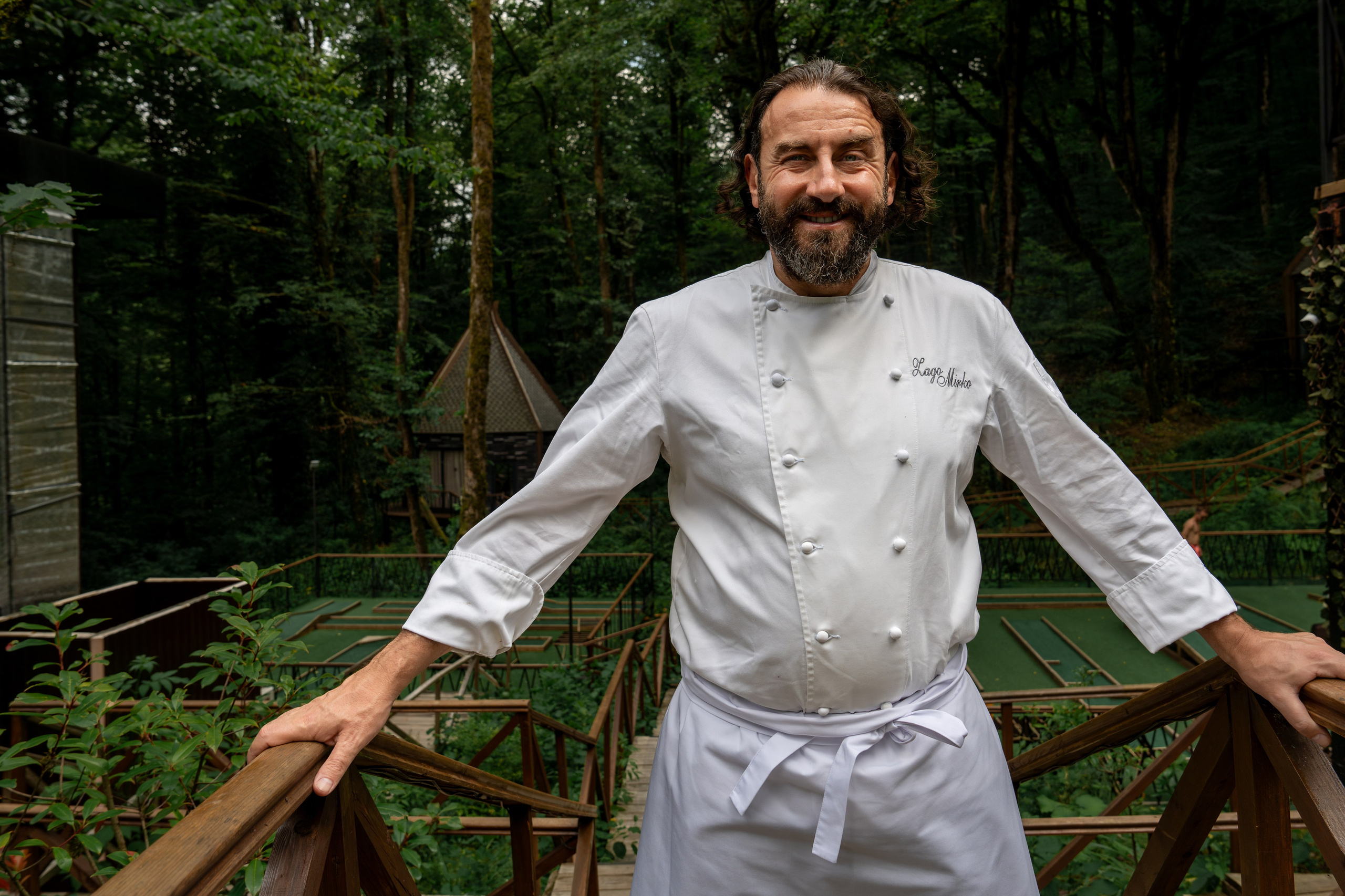 Гастрономический ужин «Лесная Италия» с Мирко Дзаго в ресторане RiverSide. Репортажный фотограф в Красной Поляне и Сочи Павлюченко Екатерина