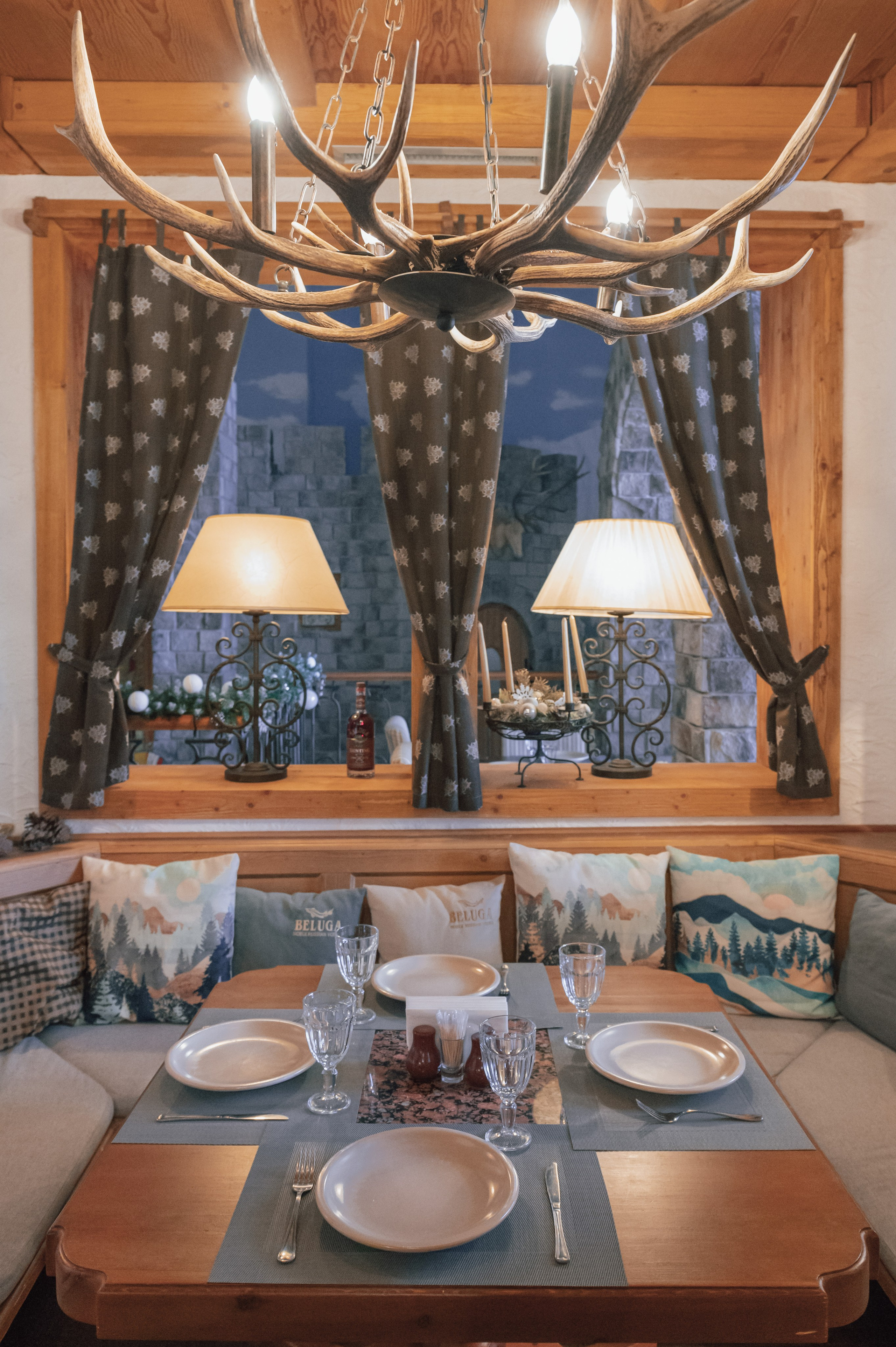 Ресторан «Шале» на курорте Газпром Поляна. Репортажный фотограф в Красной Поляне и Сочи Павлюченко Екатерина