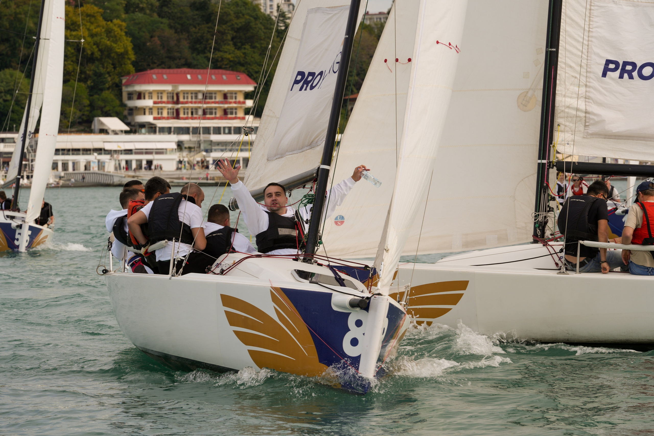 Яхтенная регата для компании Агрегатка. Репортажный фотограф в Красной Поляне и Сочи Павлюченко Екатерина