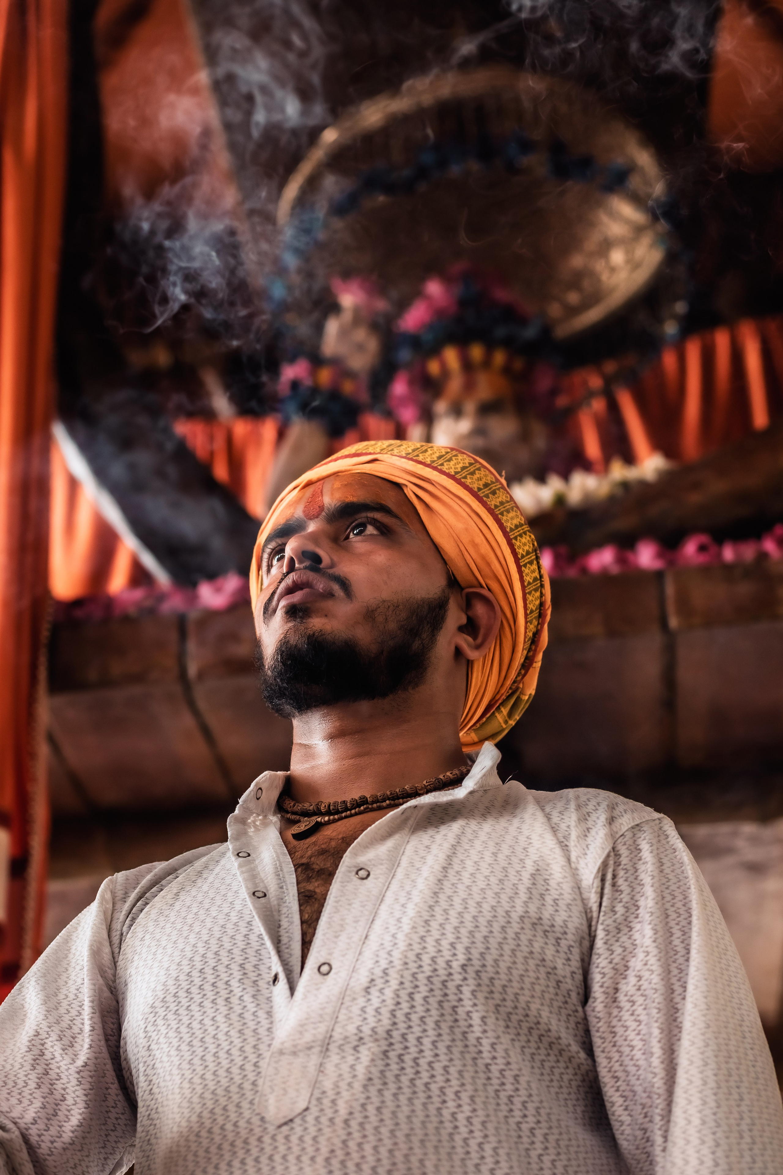 Abhisheka Devraha Baba on Sri Devdas ji maharaj bd. Mariam Bagdasaryan