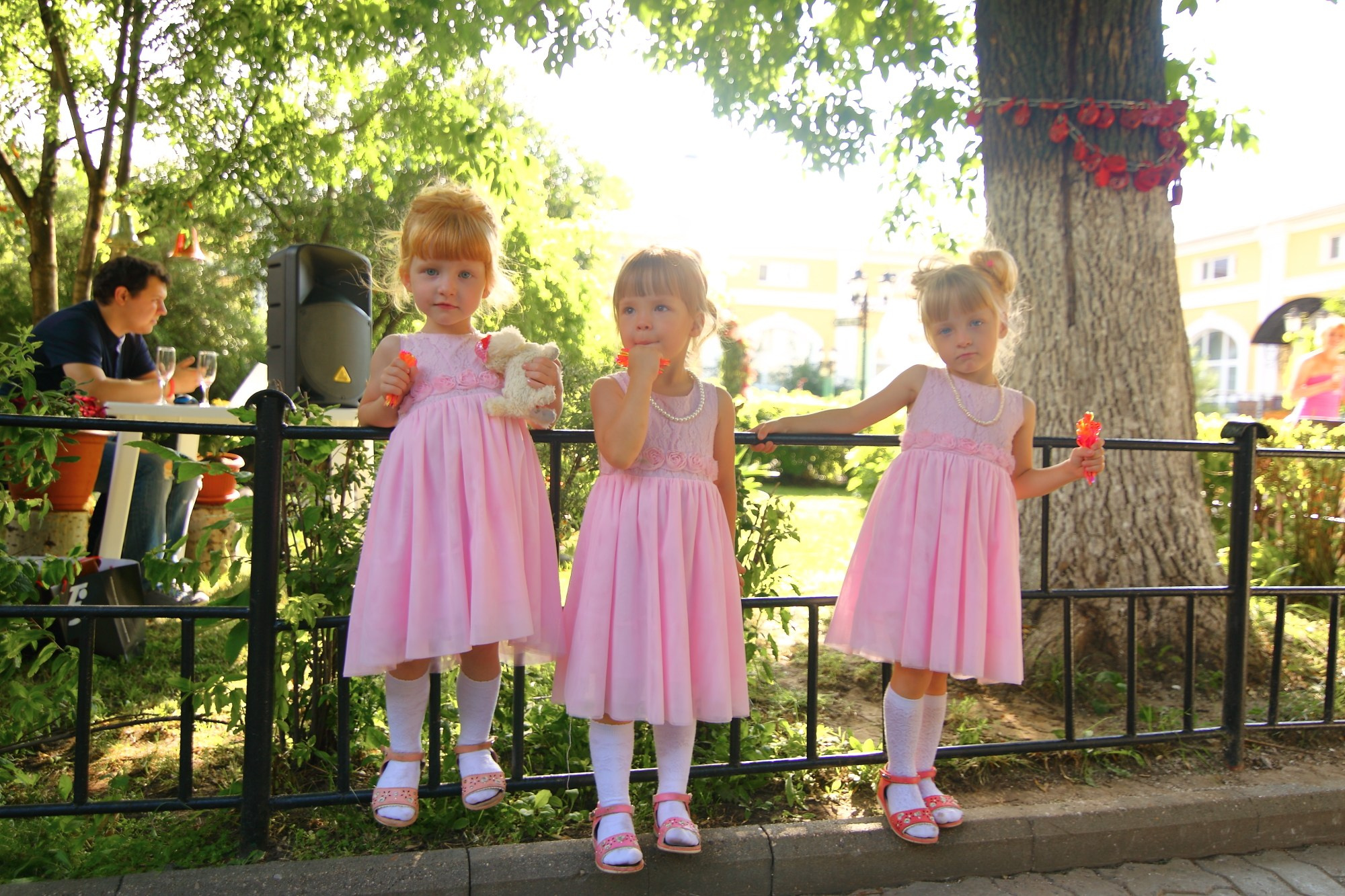 Выездная регистрация в красивом месте в Ярославле. Свадебный и репортажный фотограф в Ярославле и Санкт-Петербурге Роман Микрюков