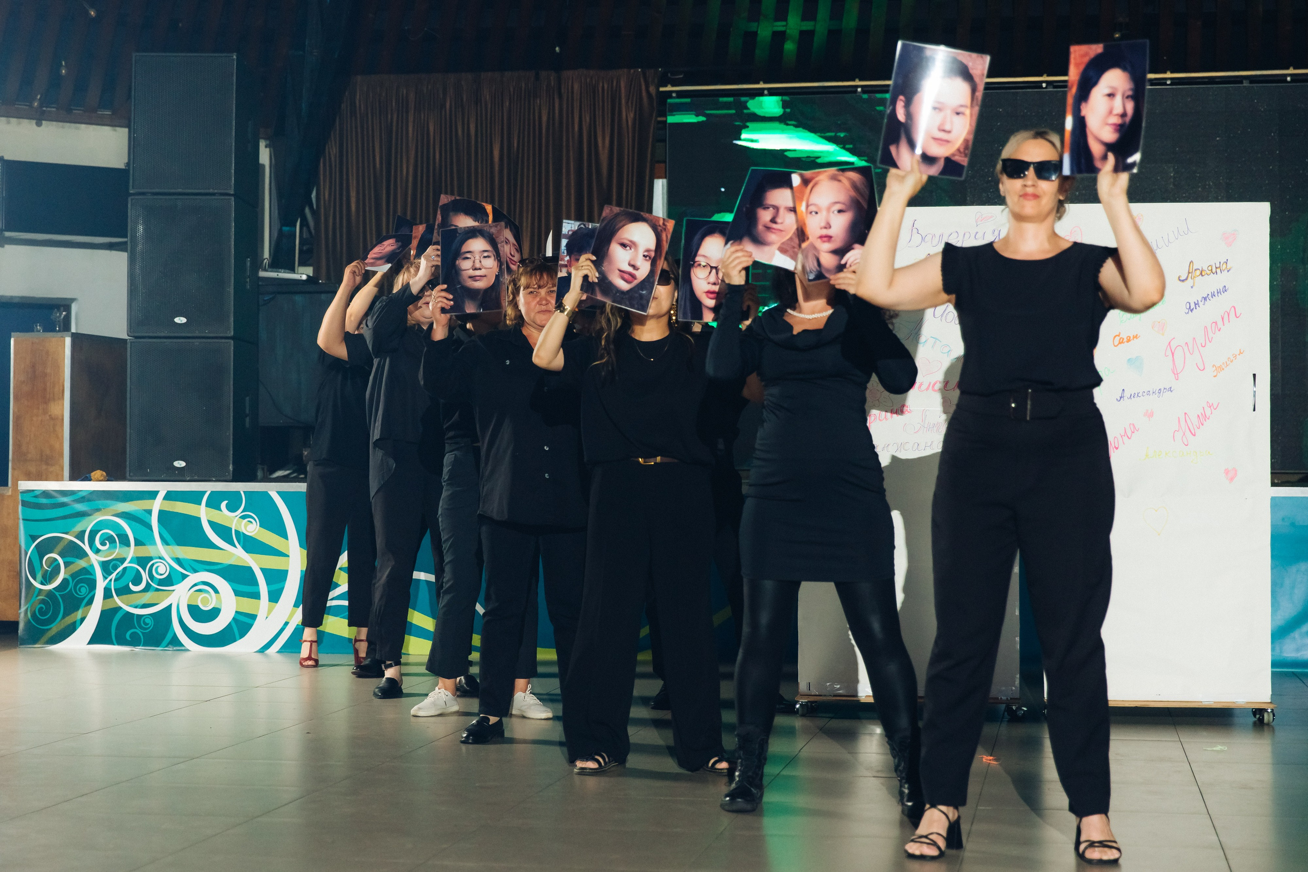 Выпускной вечер. 49 школа. Баран на корове. Свадебный и семейный фотограф в Улан-Удэ