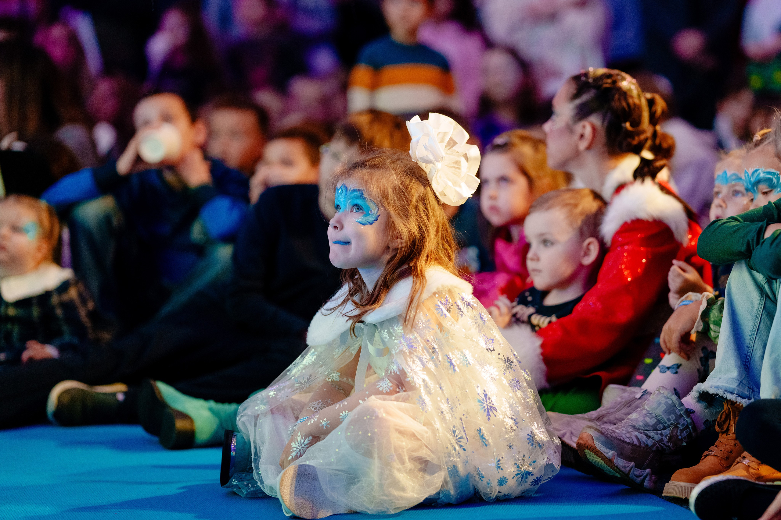 Репортажный фотограф VK Елка. Репортажный фотограф Москва Сергей Дружинин