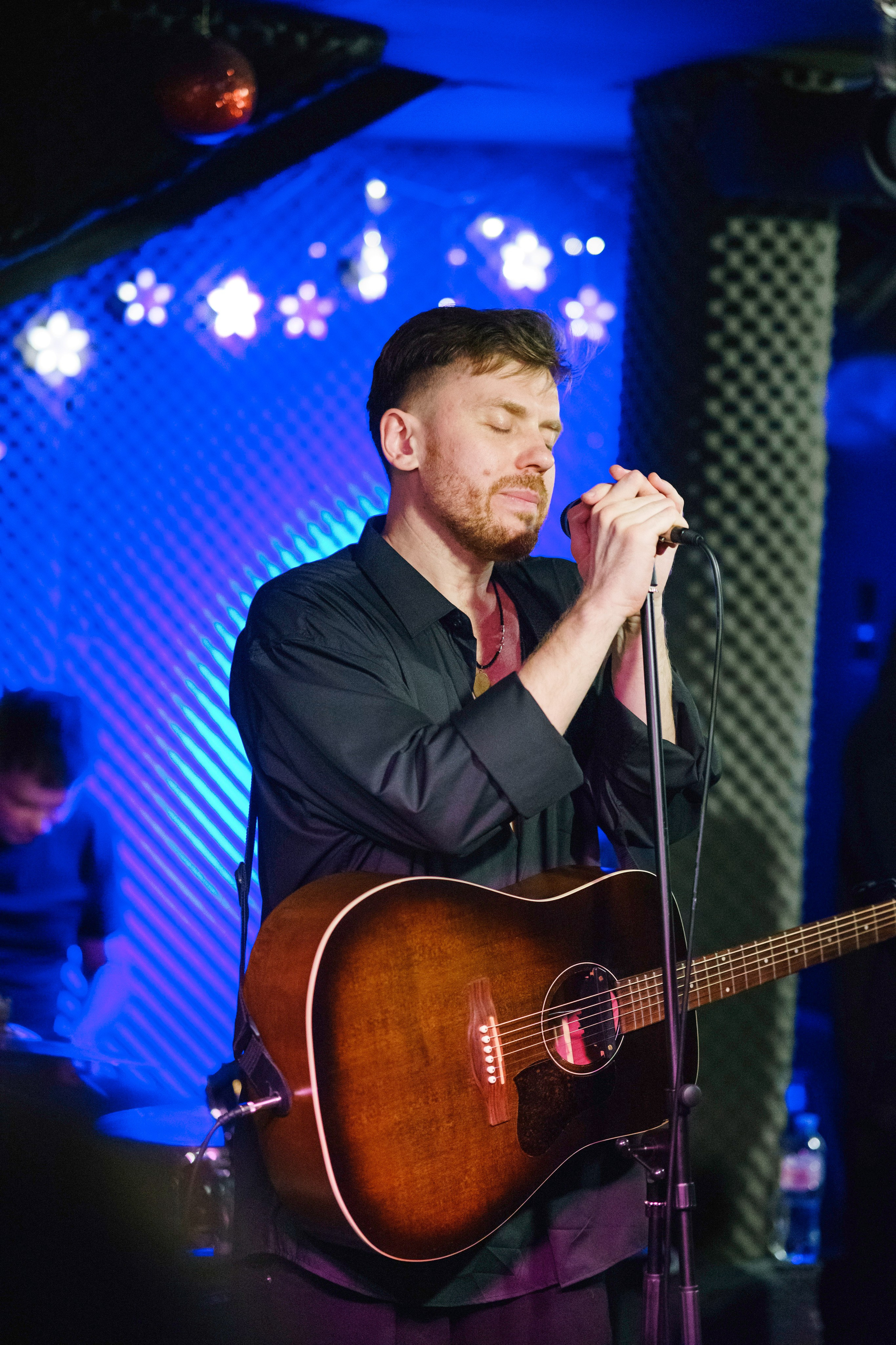 Концерт группы Тони Мак в баре Debaser. Фотограф в Санкт-Петербурге Ибрагимова Алина