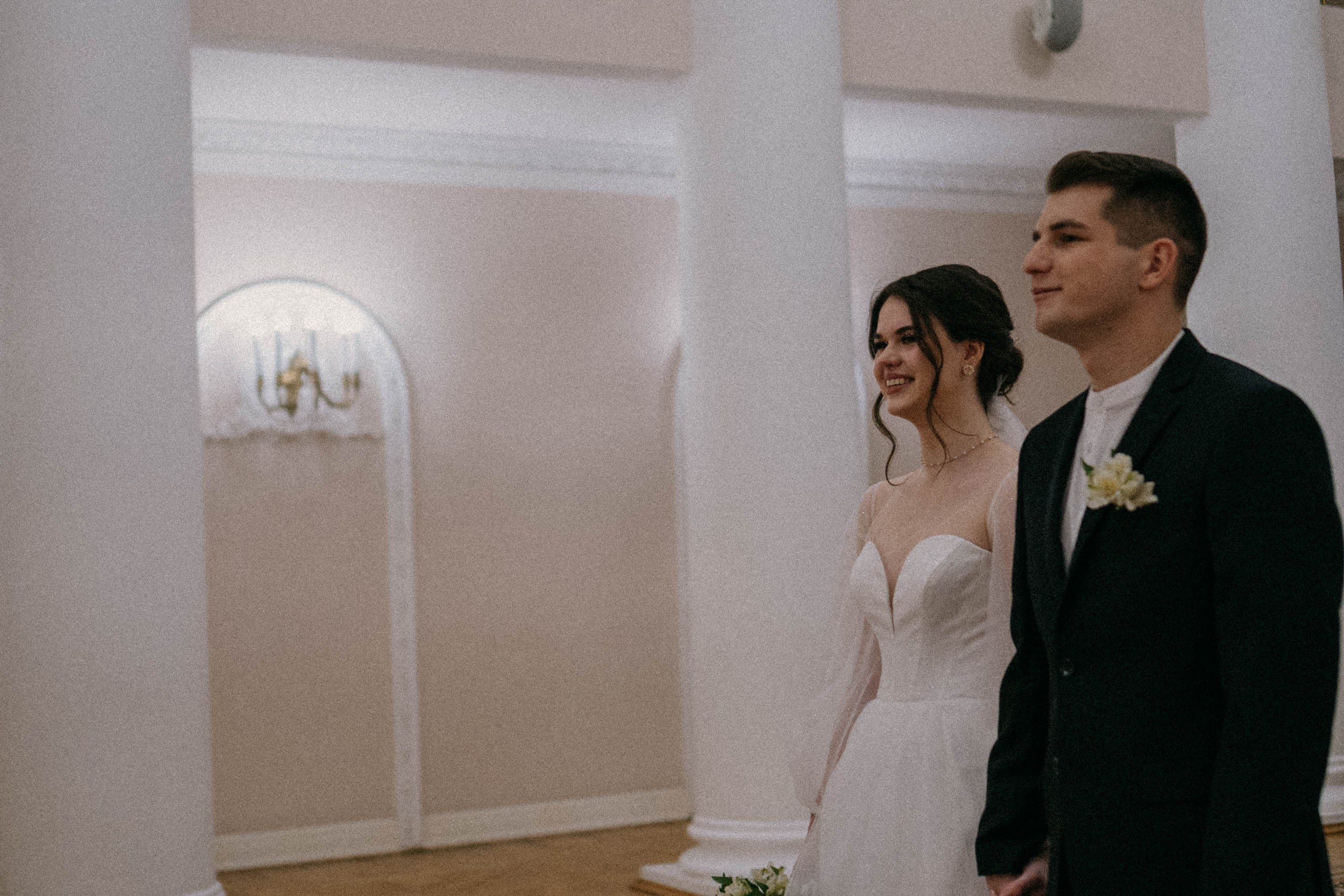 СВАДЕБНАЯ СЬЕМКА ПАРЫ В ГОРОДЕ ПУШКИН В ПАРКЕ ЕКАТЕРИНЕНСКОМ В НОЯБРЕ. Профессиональный фотограф, Санкт-Петербург — Виктория Богомолова