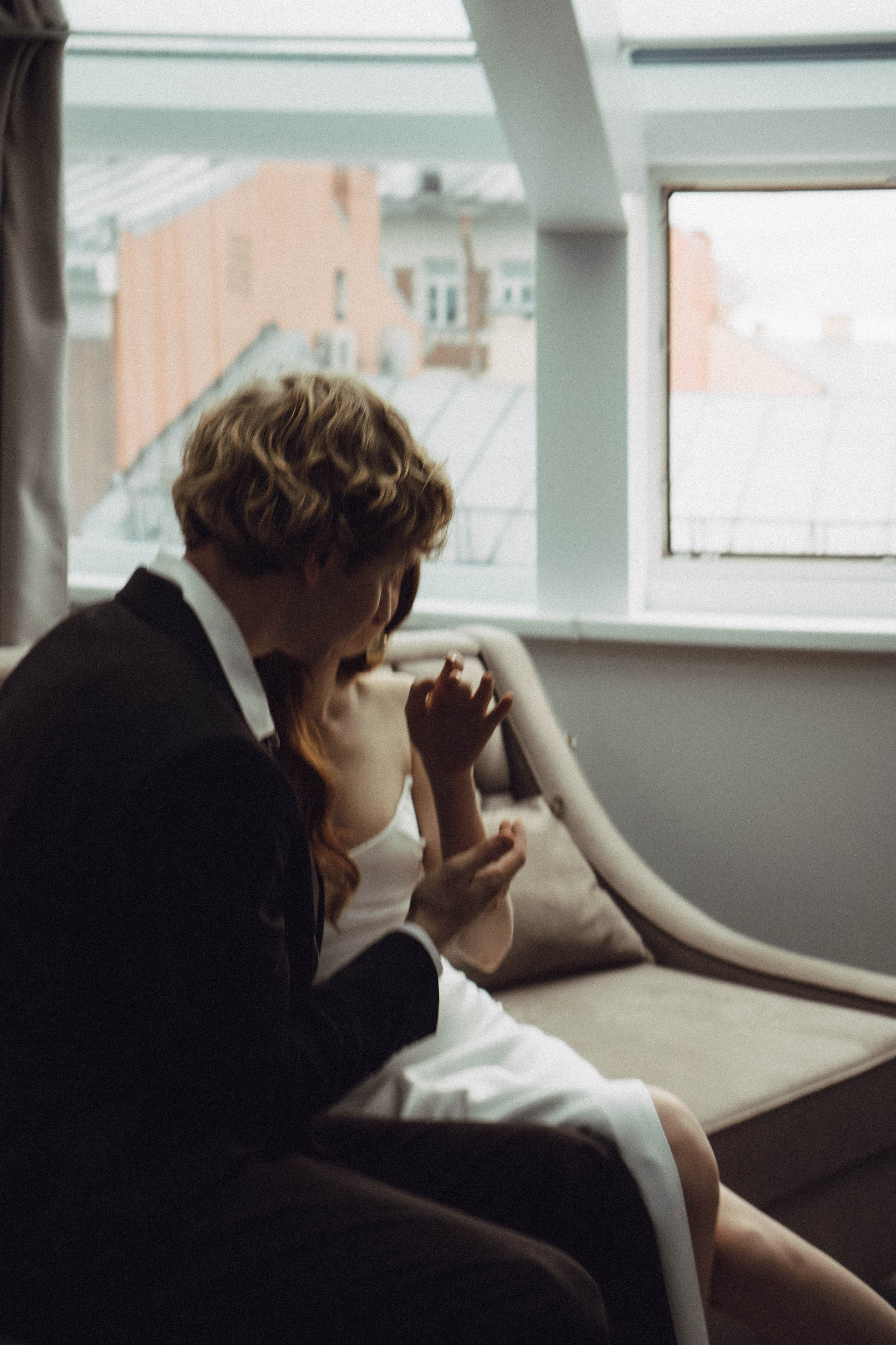 СВАДЕБНАЯ СЬЕМКА В ОТЕЛЕ. СБОРЫ ЖЕНИХА И НЕВЕСТЫ И ТАКЖЕ ТОР И ПОДГОТОВКА К ПРОГУЛКЕ. Профессиональный фотограф, Санкт-Петербург — Виктория Богомолова