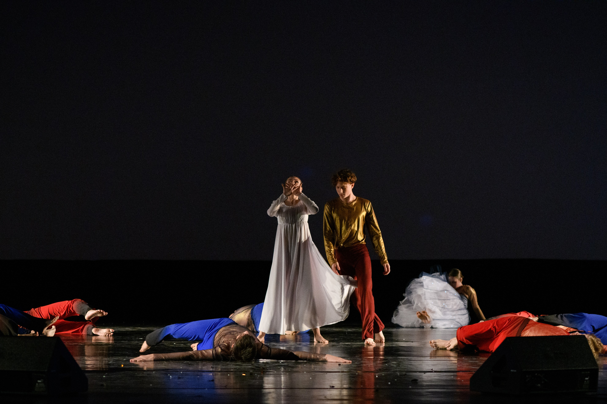 23 апреля, часть 2, БКЗ Октябрьский, г. Санкт-Петербург. Золотое яблочко