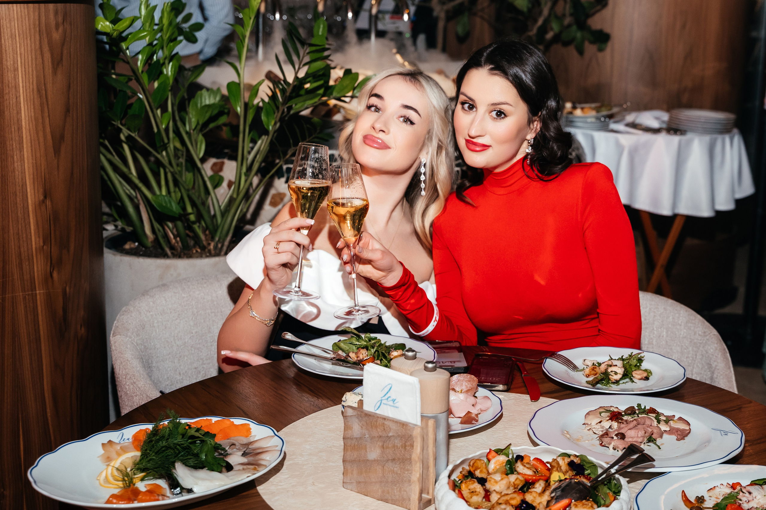 Репортаж мероприятия, репортажная съемка в Москве и Московской области, фотограф на мероприятие, фотосъемка юбилея, репортаж свадьбы, event, фотосессия на фотозоне, фотограф на юбилей, фотограф на день рождения, репортажный фотограф, съемка мероприятия, съемка на фотозоне, фотограф на корпоратив, фотограф на свадьбу, фотограф на детский праздник, фотограф на выпускной.