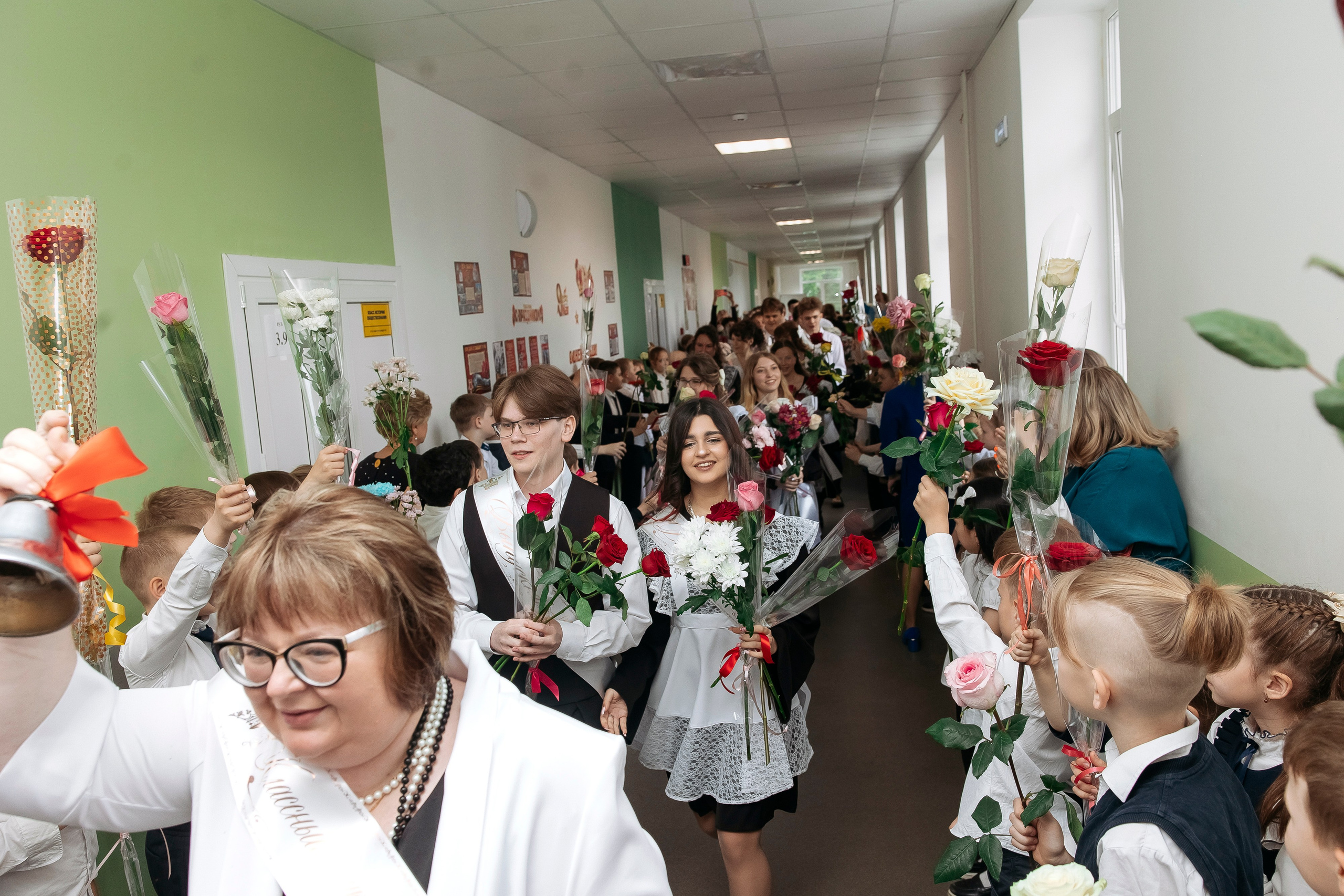 Последний звонок СОШ № 1. Семейный и свадебный фотограф в Москве Леванова Александра