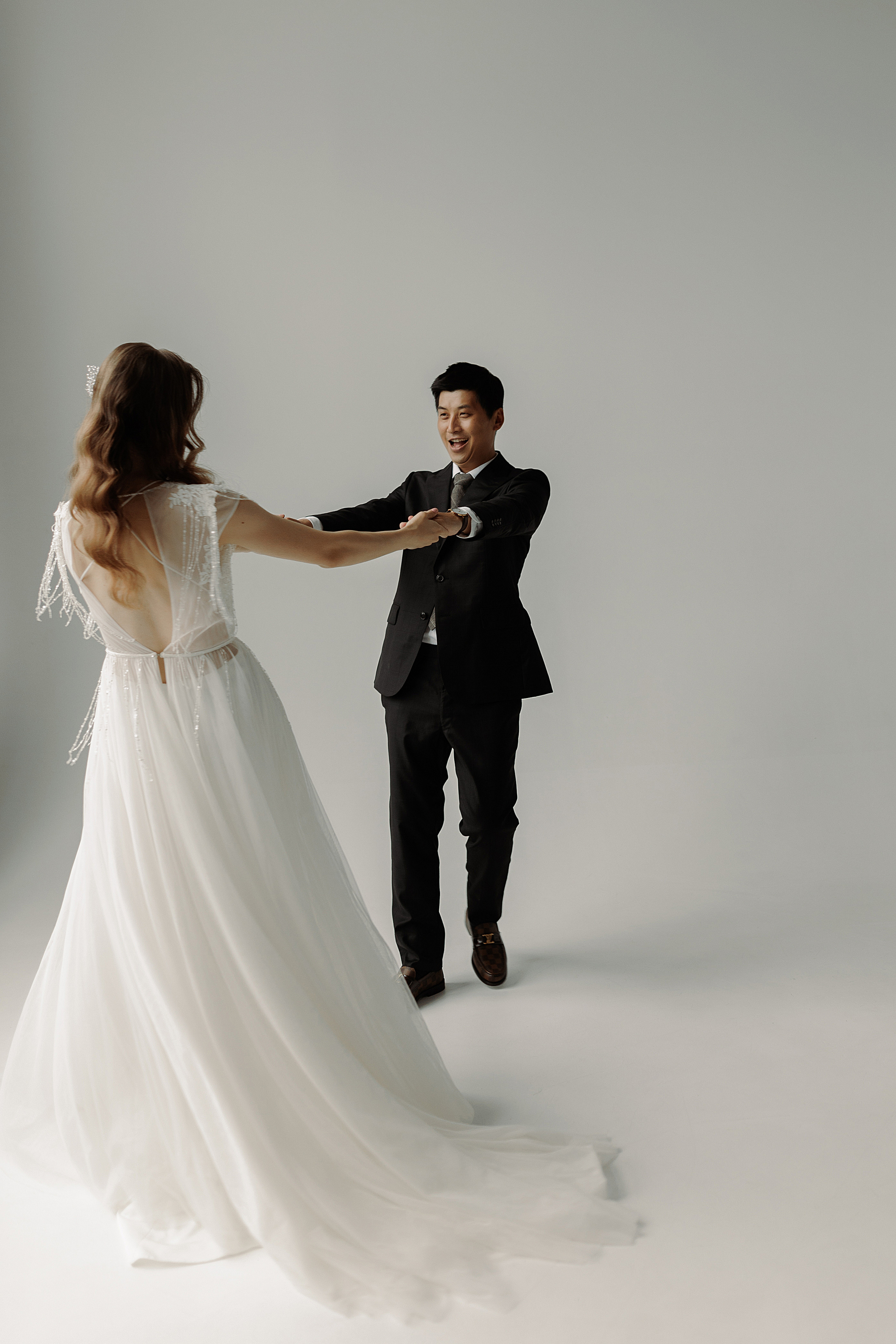 Свадебная прогулка Татьяны и Антона в дождливую погоду 17.07.2022. Семейный фотограф и фотограф беременности во Владивостоке