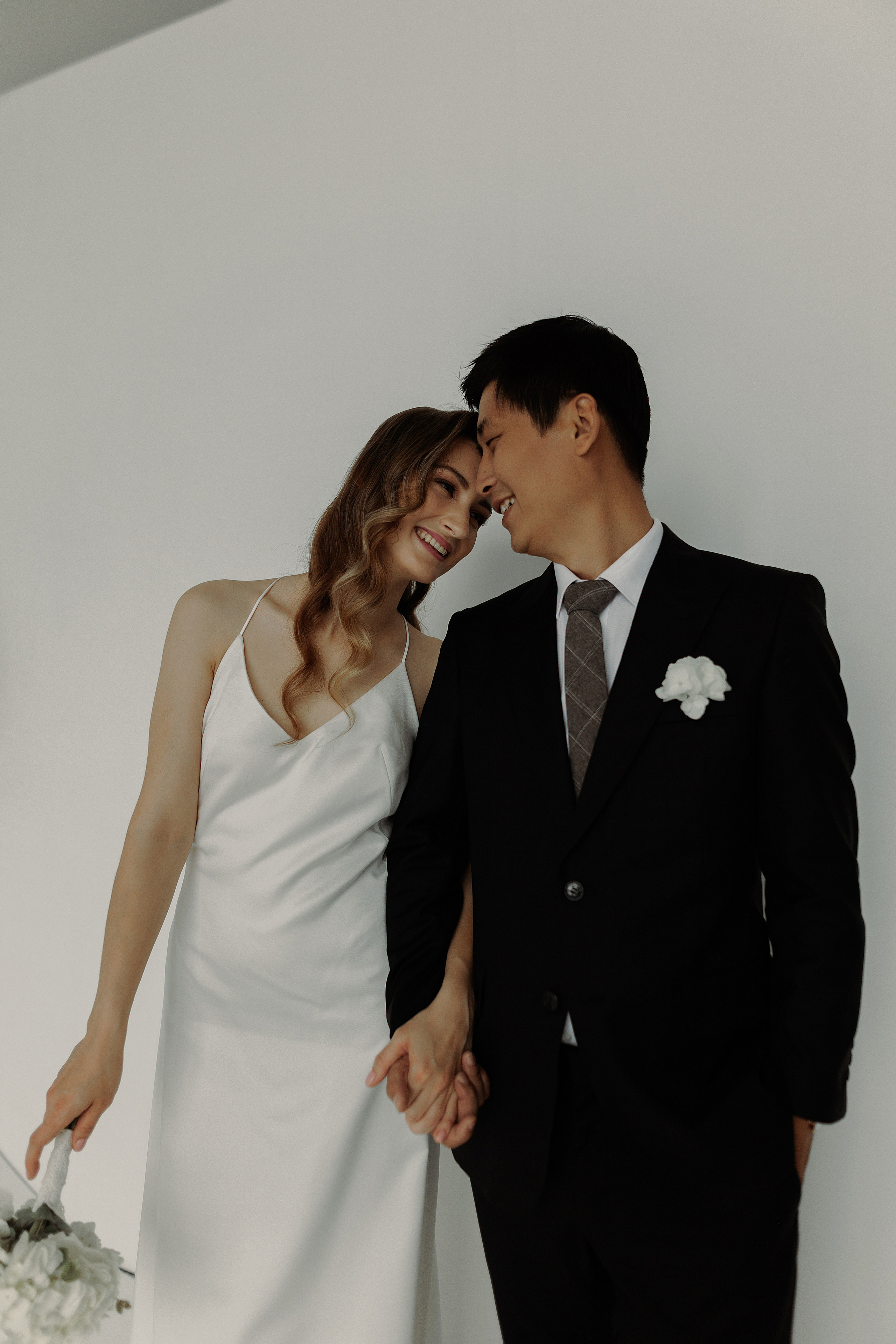 Свадебная прогулка Татьяны и Антона в дождливую погоду 17.07.2022. Семейный фотограф и фотограф беременности во Владивостоке