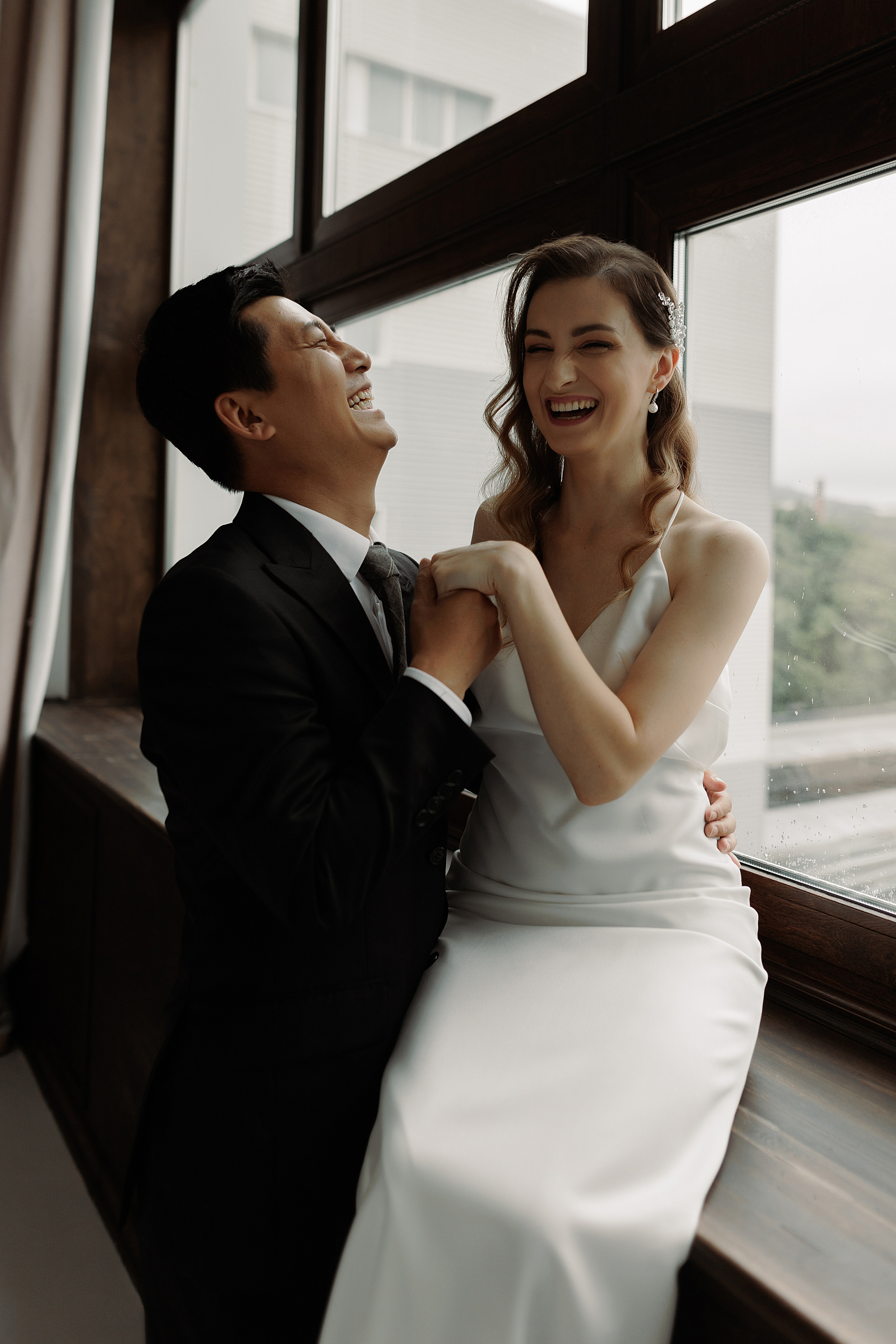 Свадебная прогулка Татьяны и Антона в дождливую погоду 17.07.2022. Семейный фотограф и фотограф беременности во Владивостоке